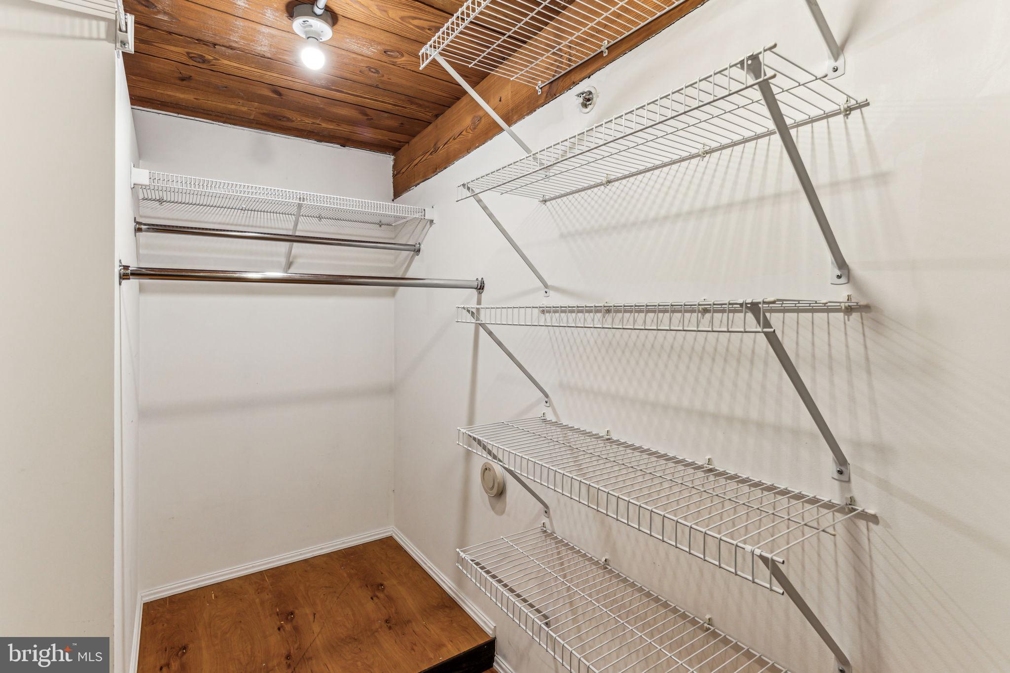 314-18 BROWN ST #204