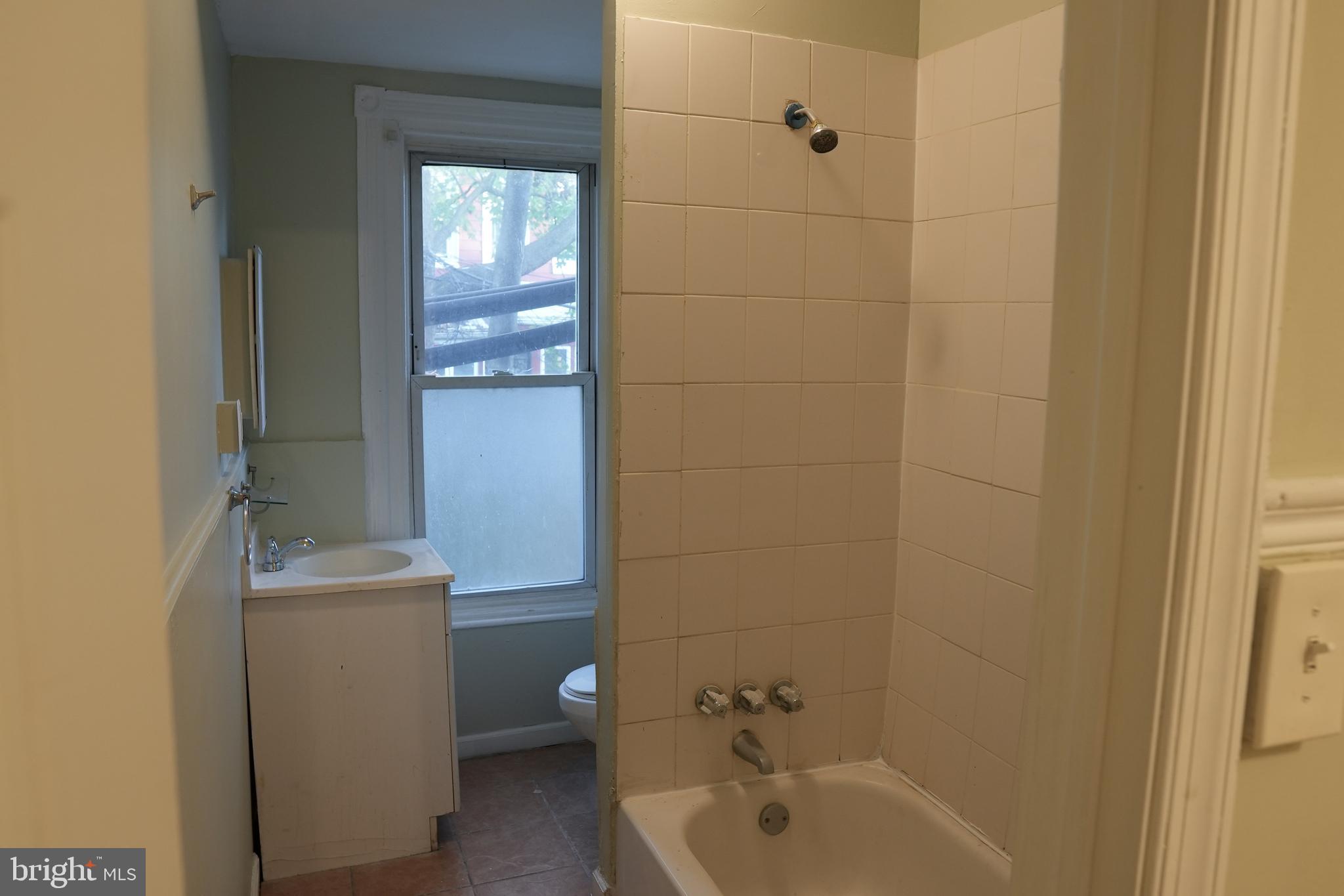 444 W BRINGHURST ST #2