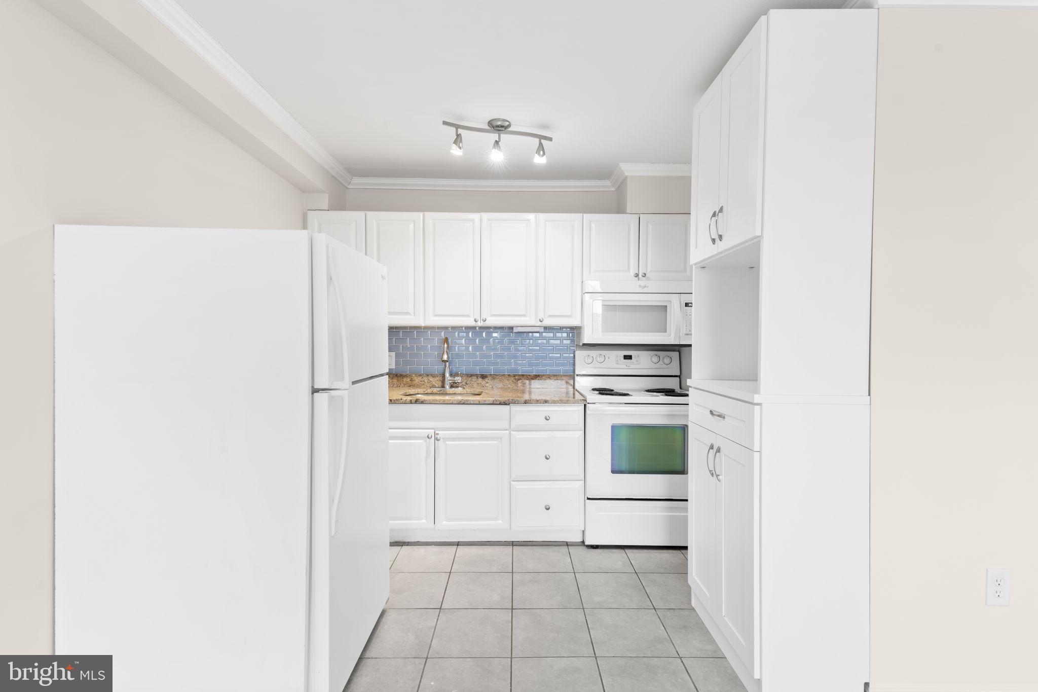 1901 John F Kennedy Blvd #1225