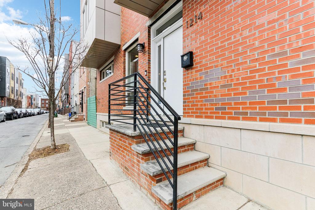 1214 S 17th St