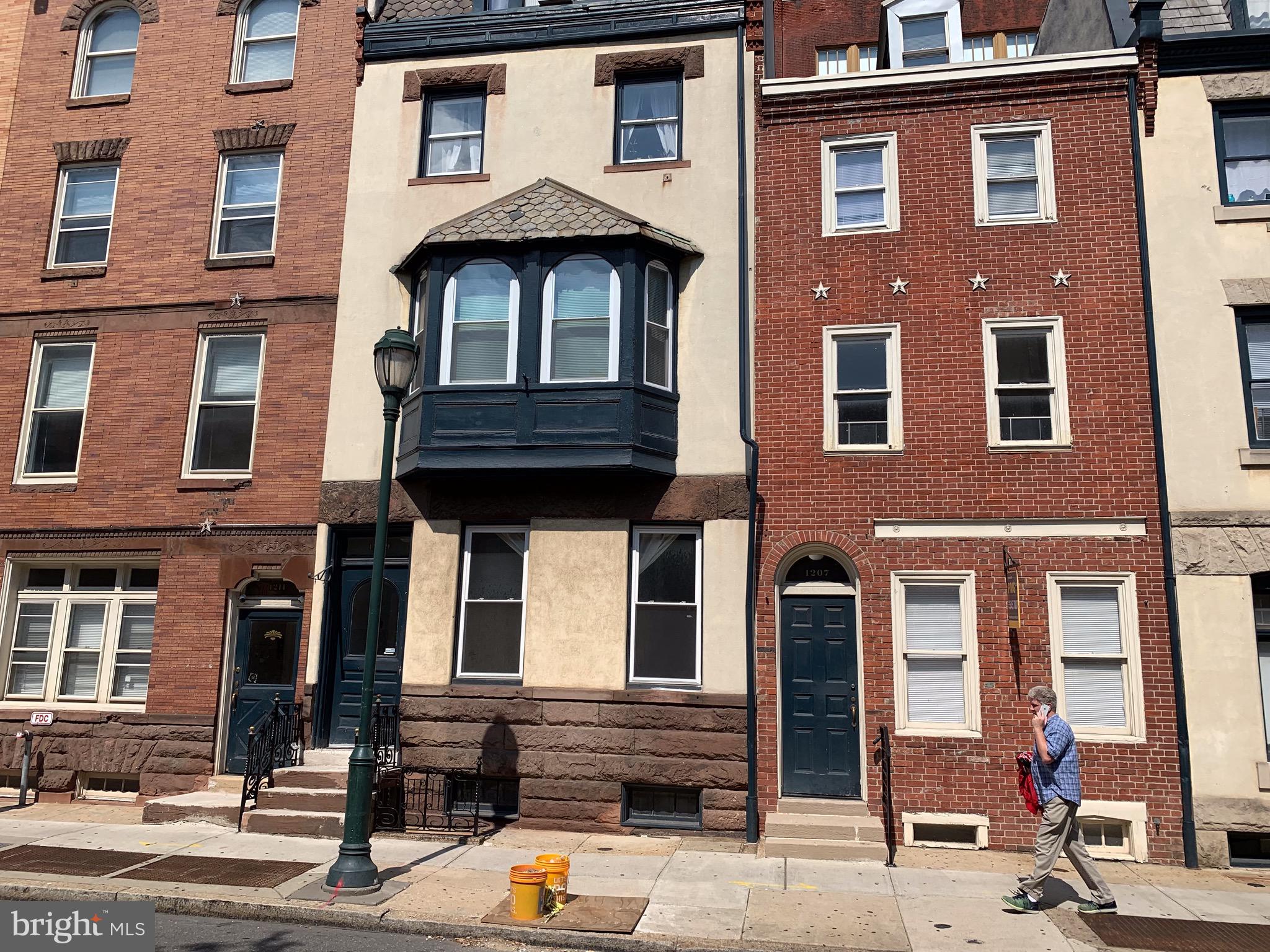 1205 LOCUST ST #UNIT 1F