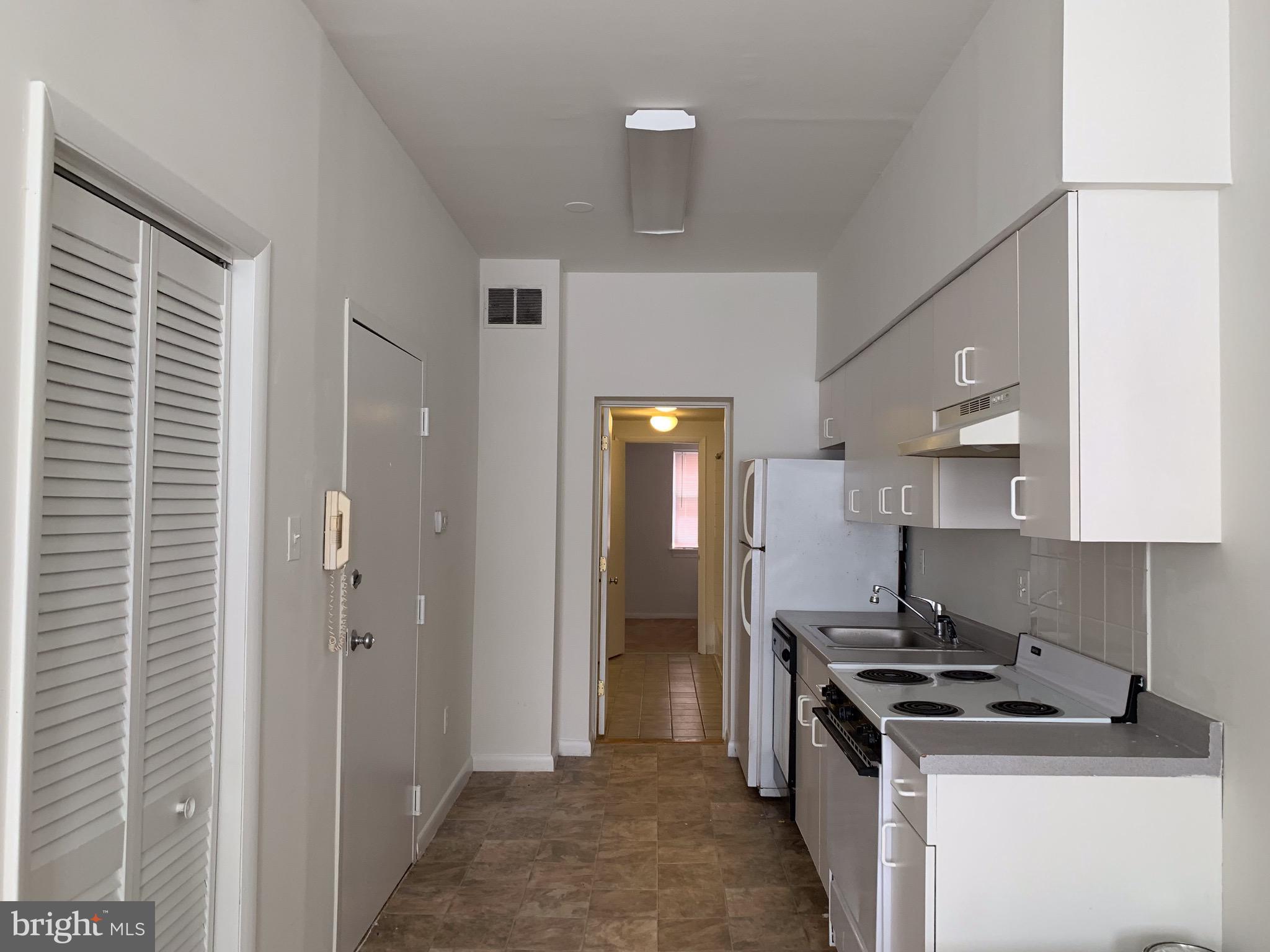 1205 LOCUST ST #UNIT 1F