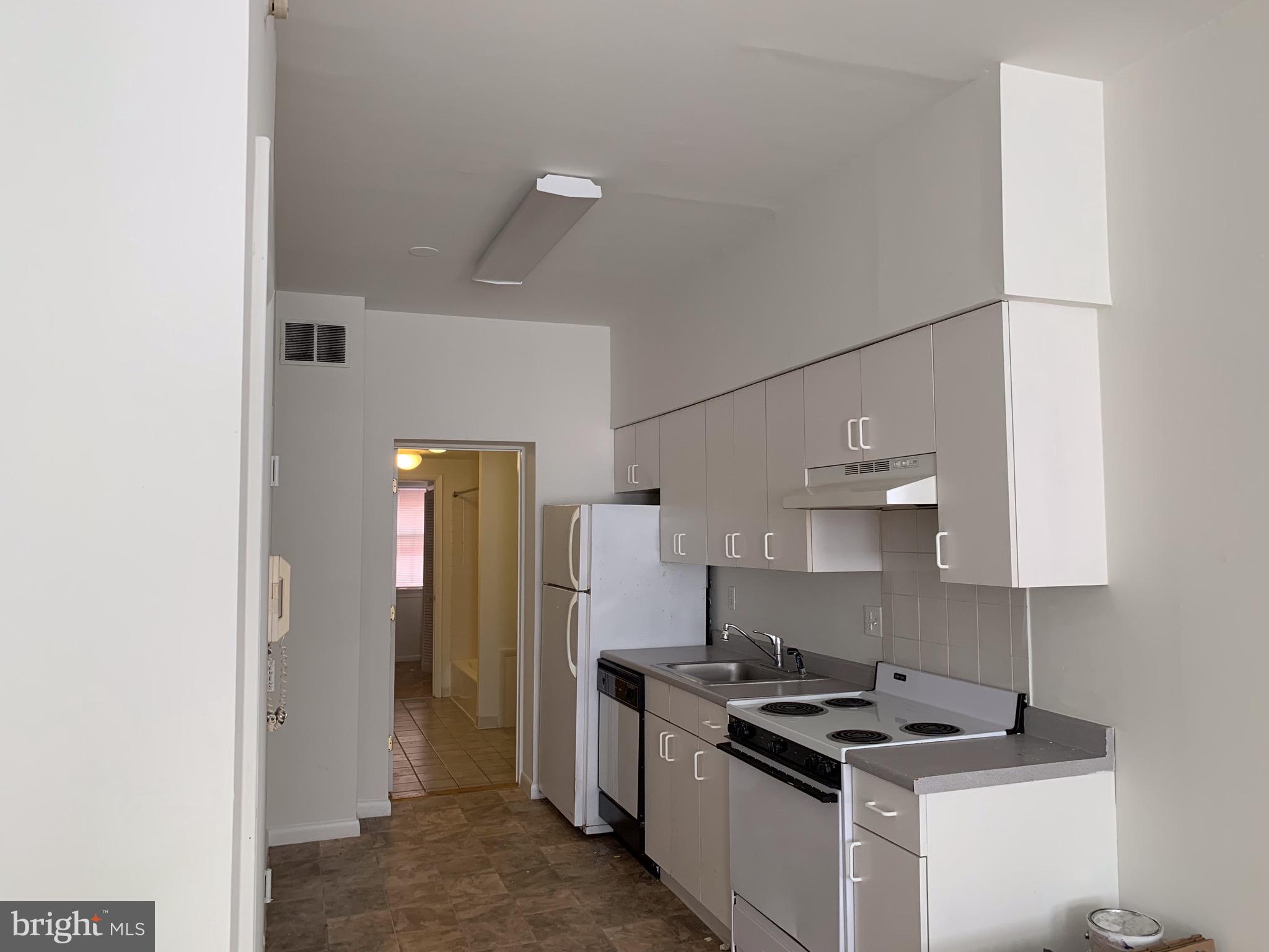 1205 LOCUST ST #UNIT 1F