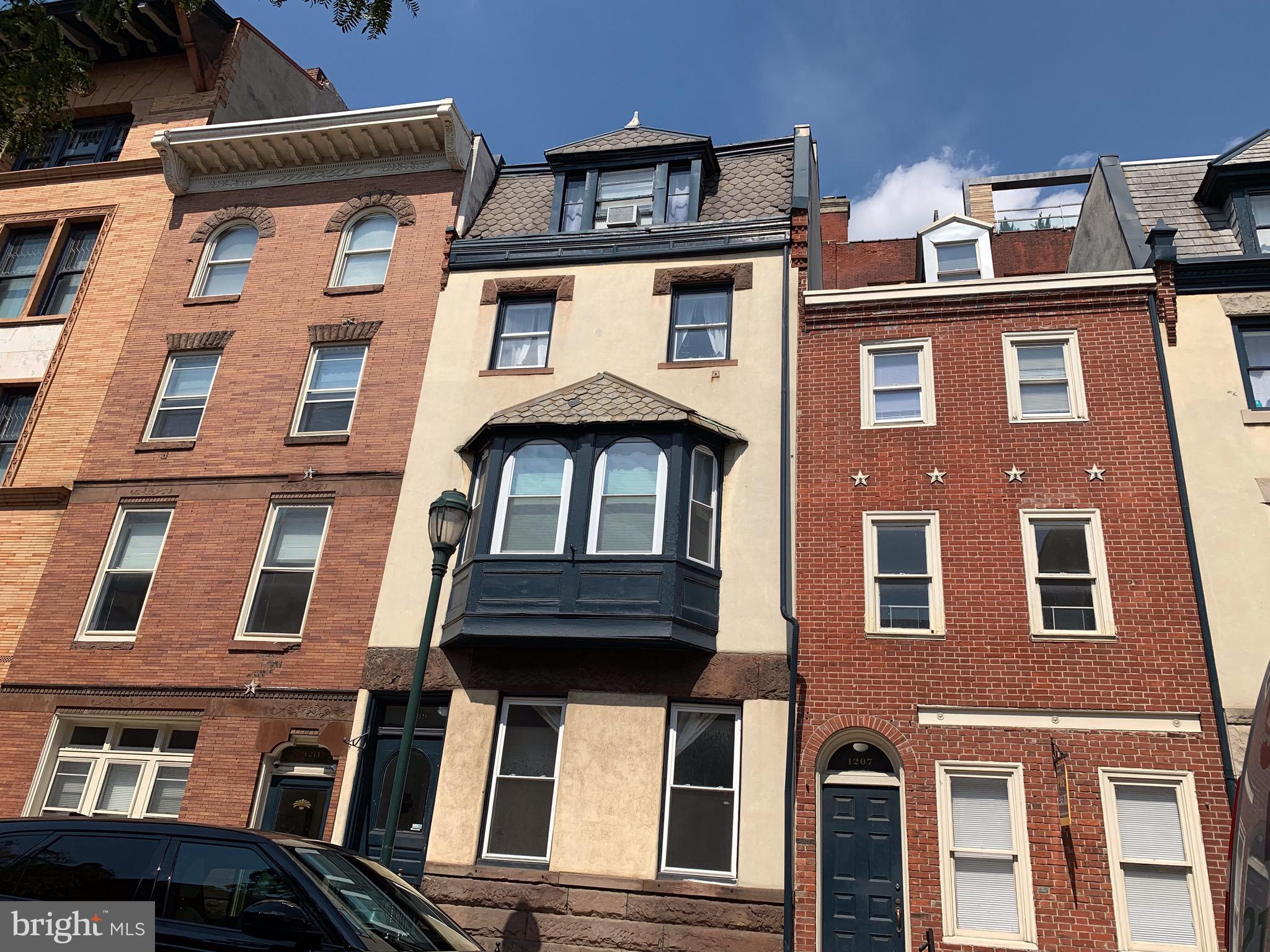 1205 LOCUST ST #UNIT 1F