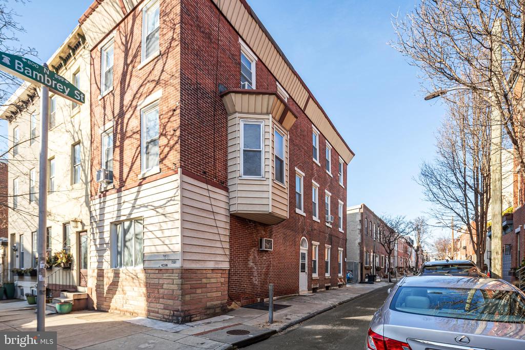 2531 Parrish St