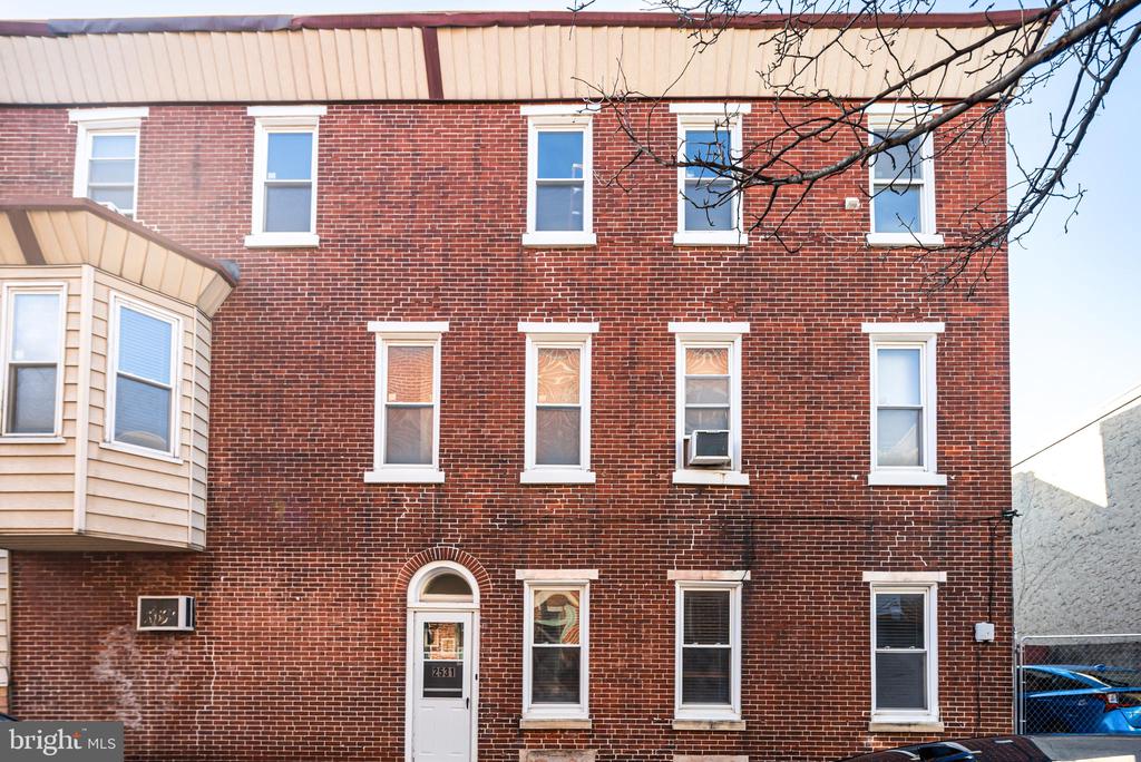 2531 Parrish St