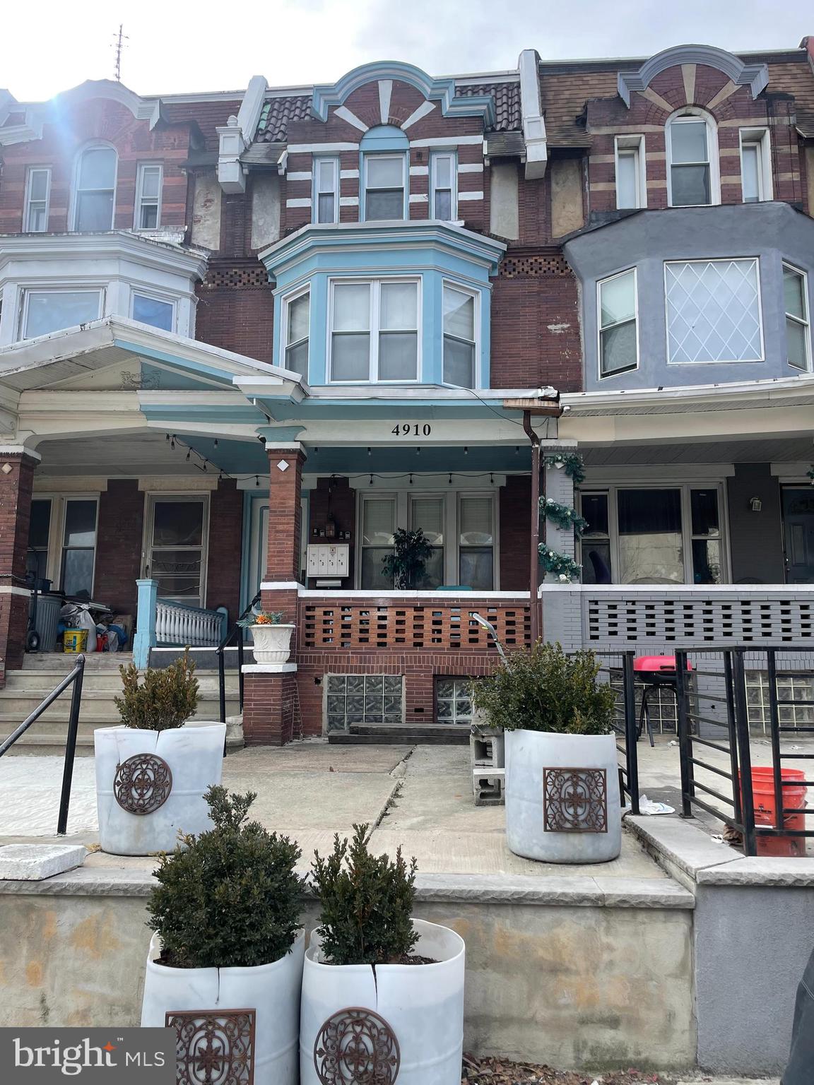 4910 Chestnut St