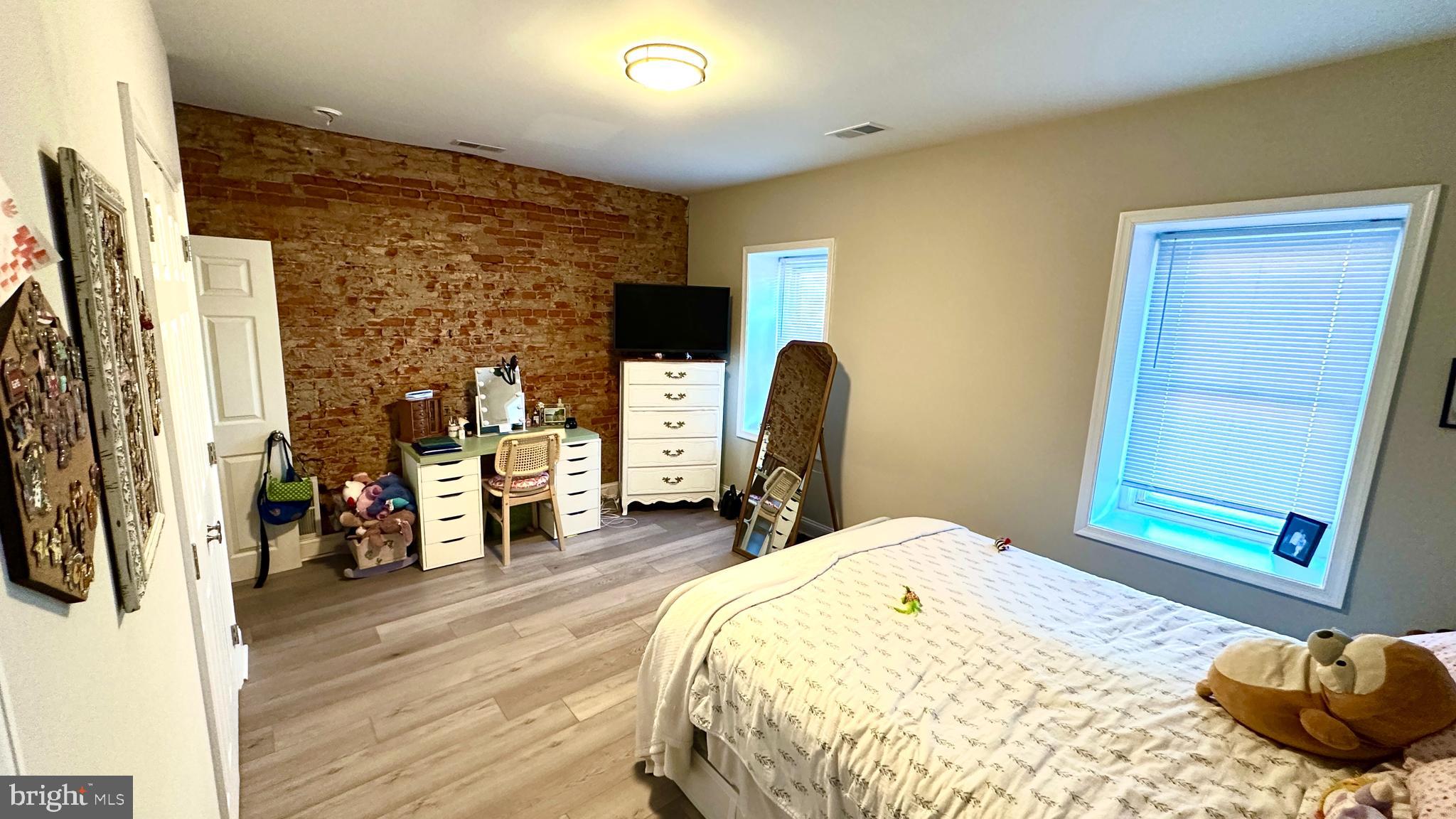 4200 MANAYUNK AVE #3