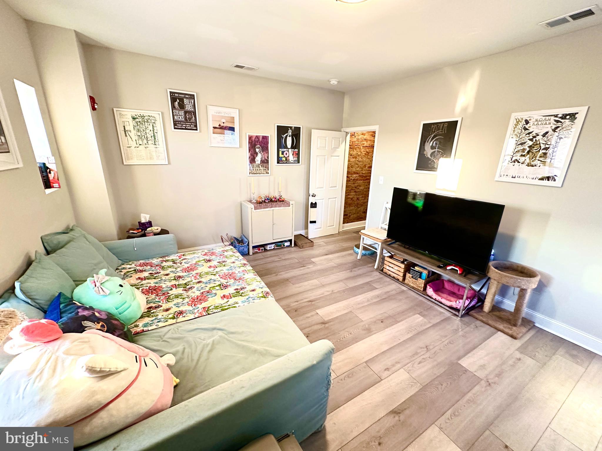 4200 MANAYUNK AVE #3