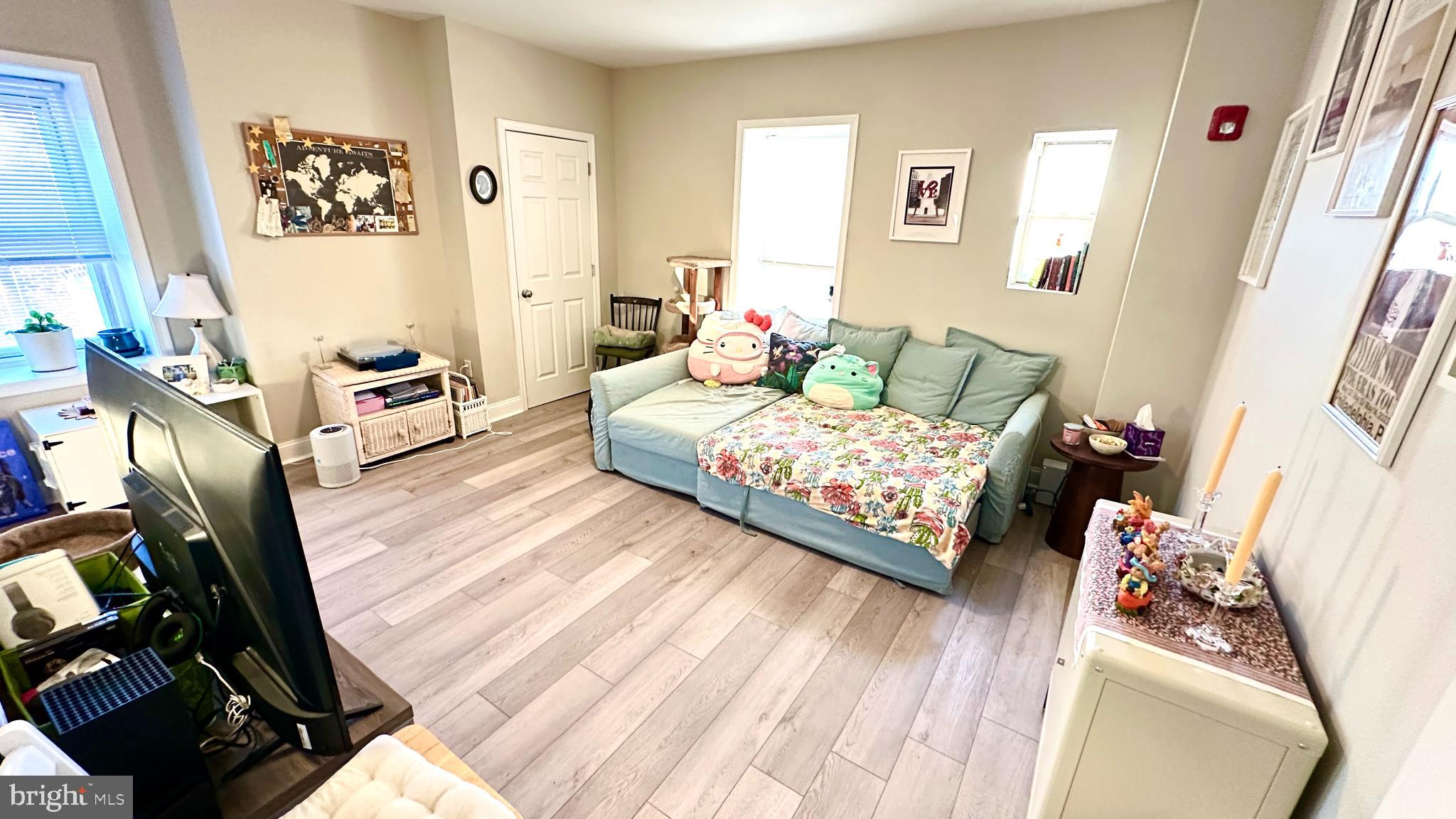 4200 MANAYUNK AVE #3