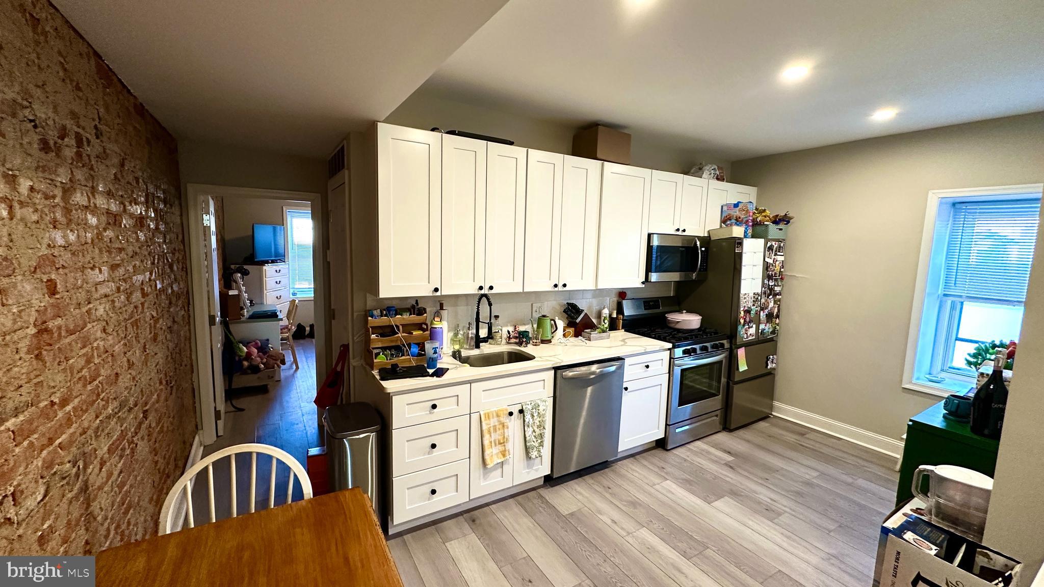 4200 MANAYUNK AVE #3