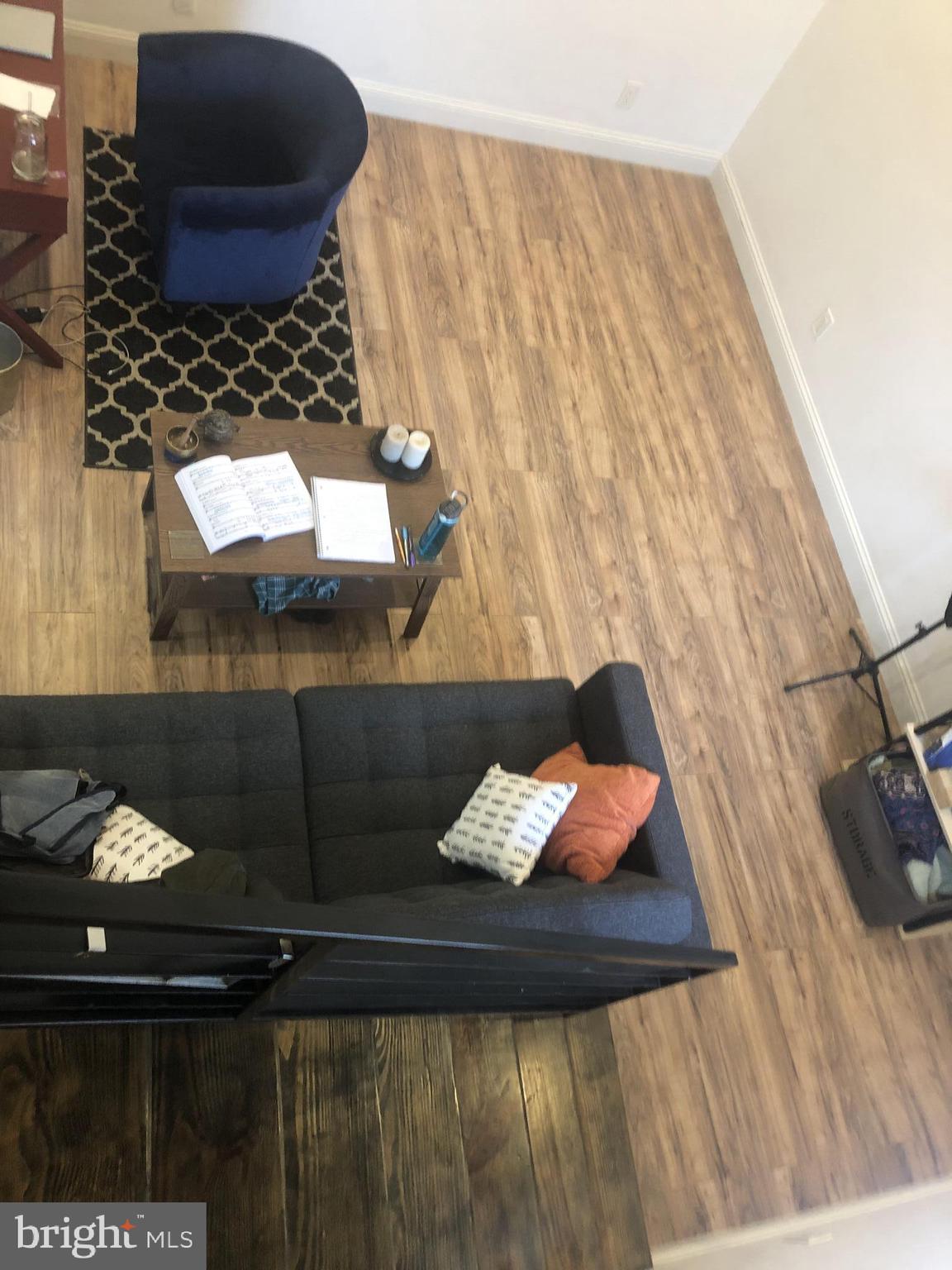 838-REAR CORINTHIAN AVE