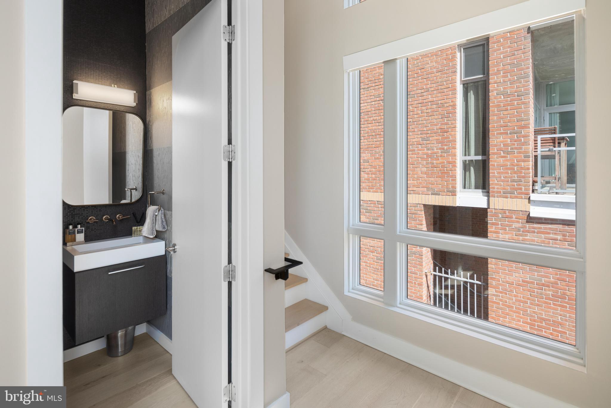 24 S Front St #1
