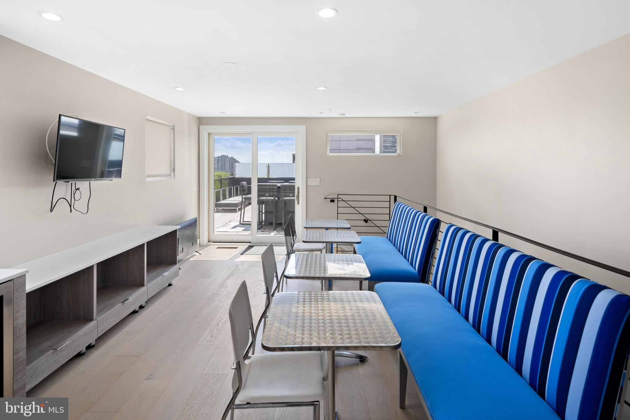 24 S Front St #1