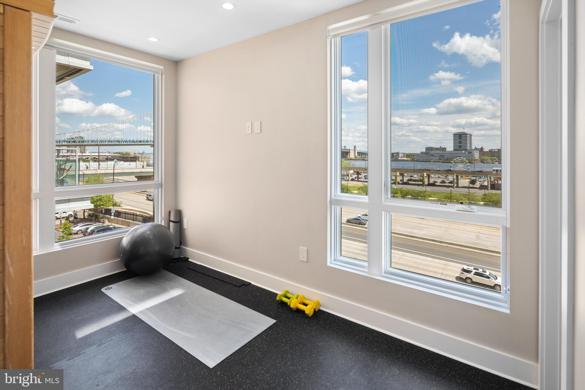 24 S Front St #1