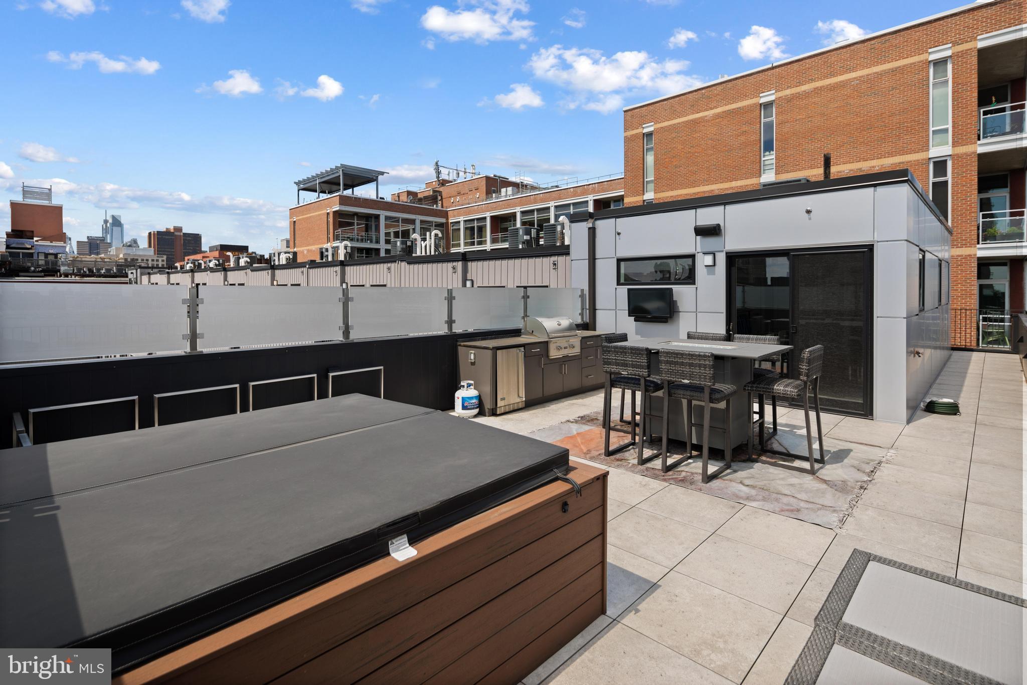 24 S Front St #1