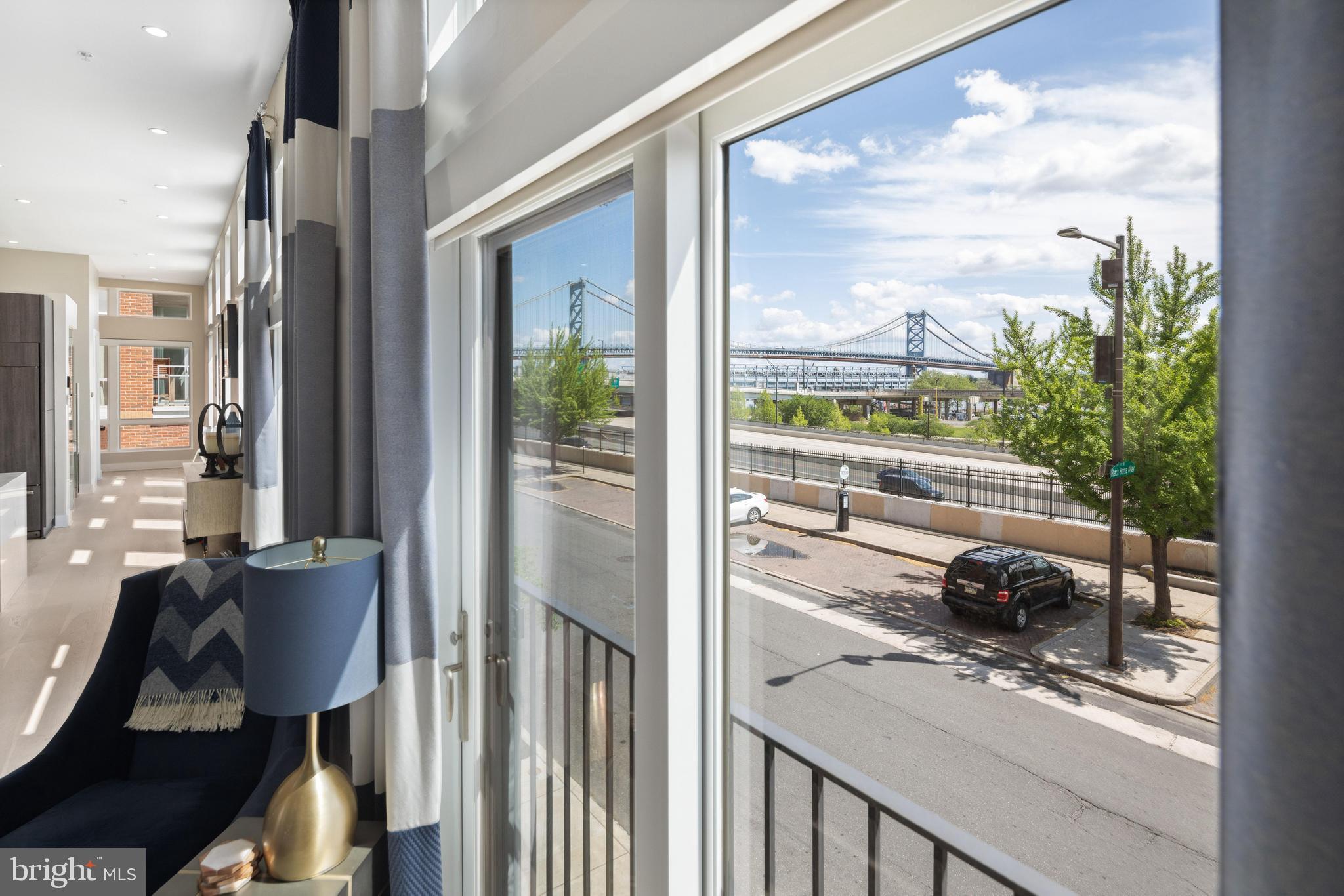 24 S Front St #1