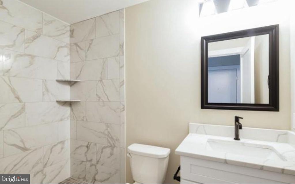 1513 W GIRARD AVE #3R