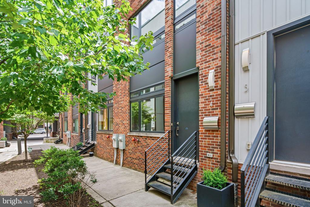 634 N 5TH ST #4