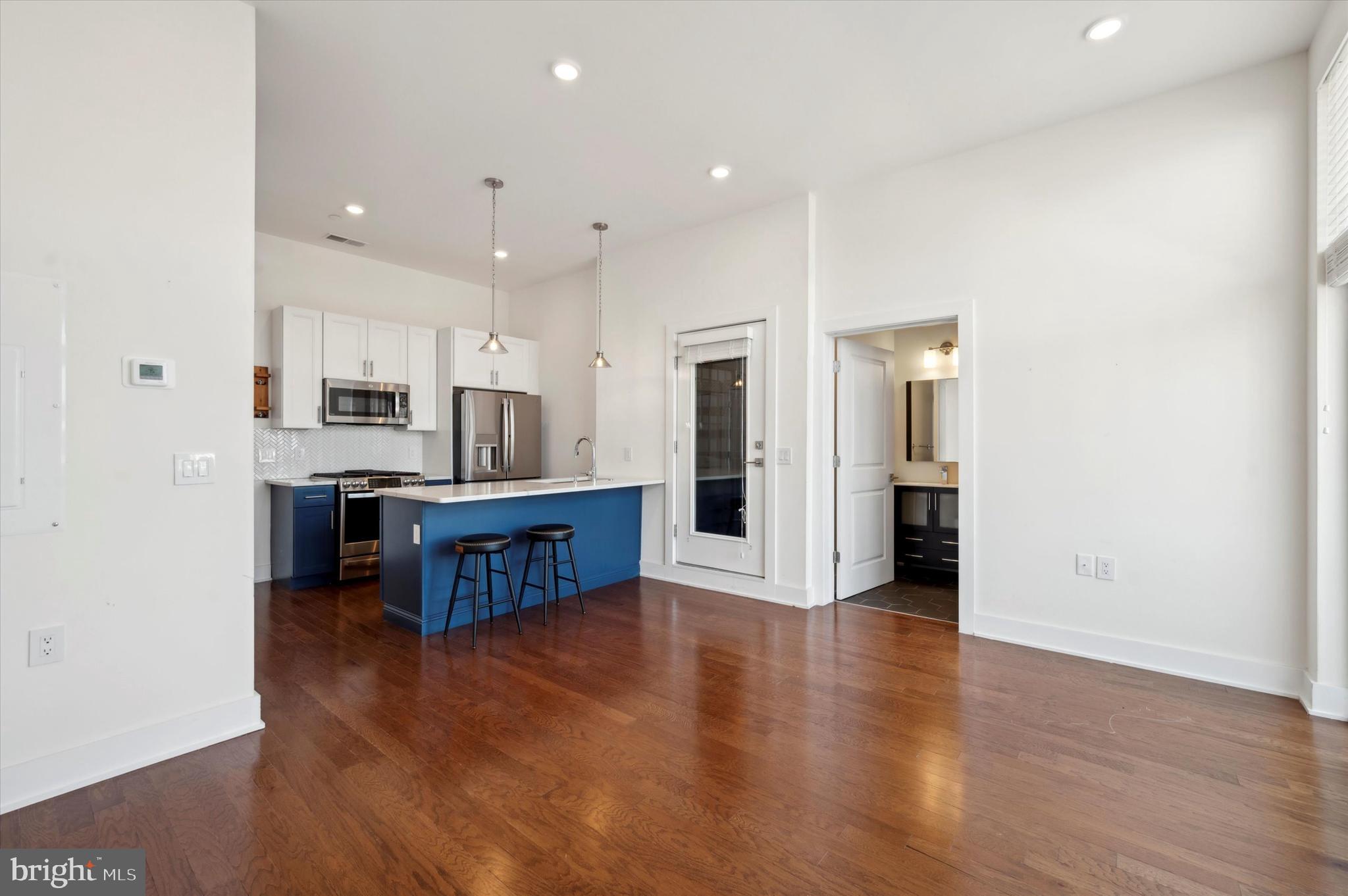 1129 Germantown Ave #5d