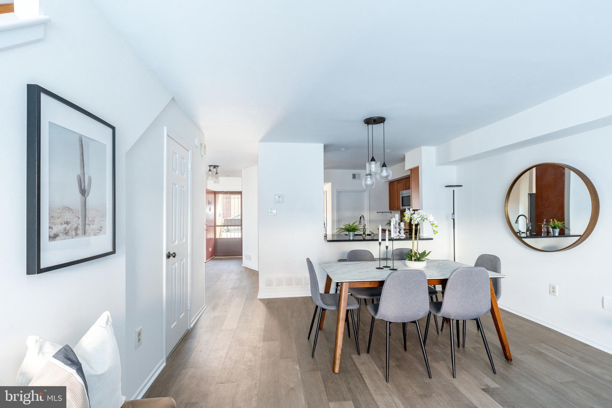 214-30 N 22nd St ##Dr3l