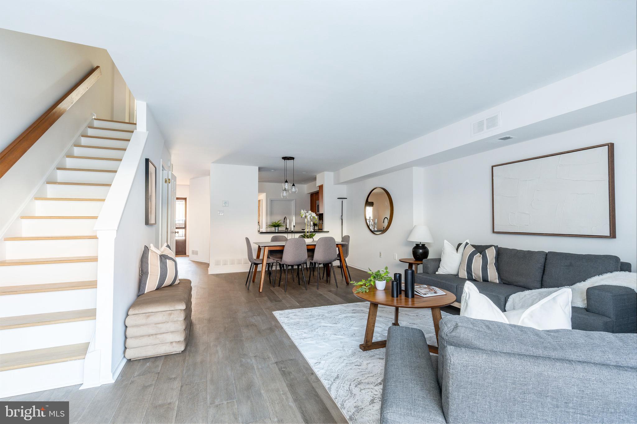 214-30 N 22nd St ##Dr3l