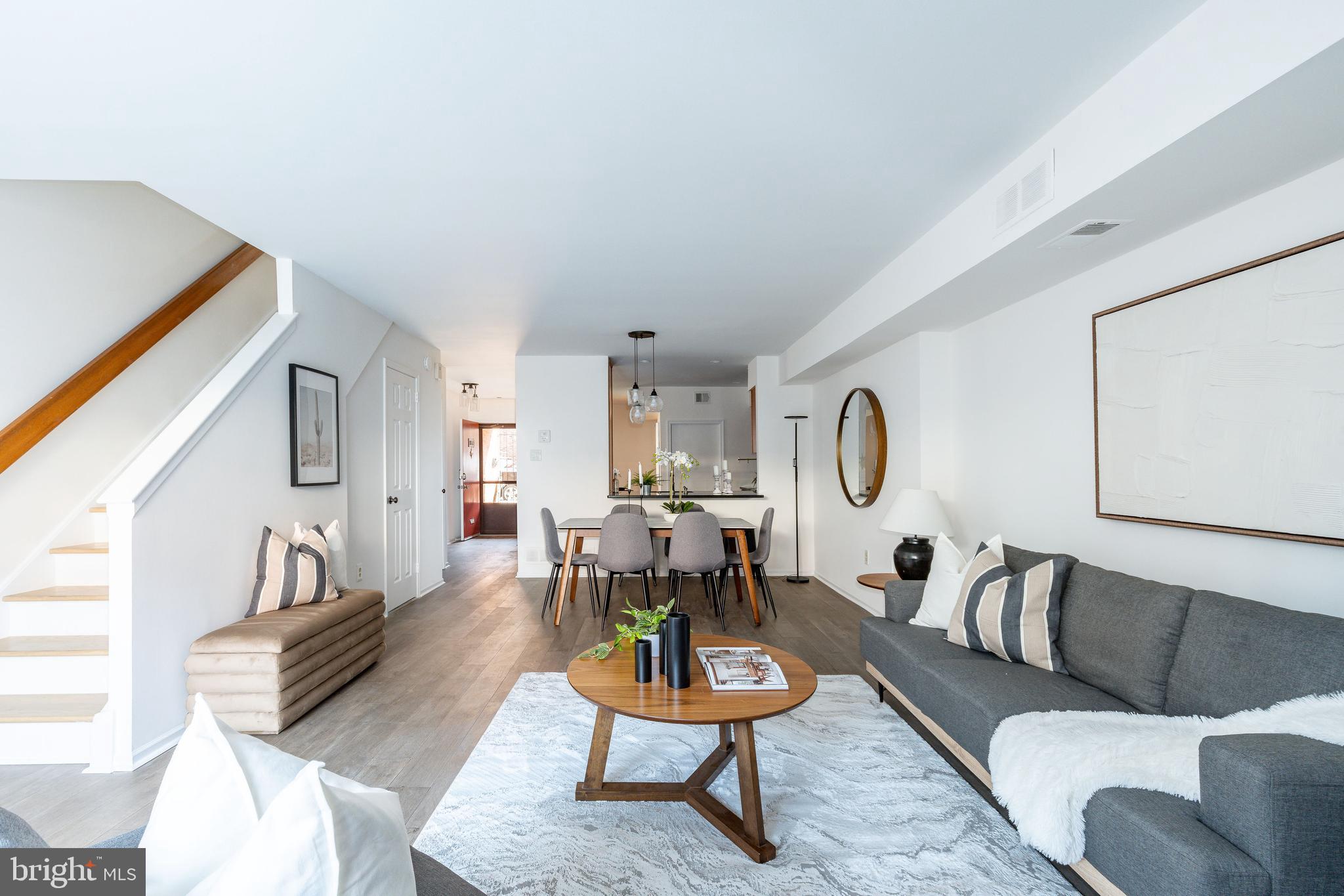 214-30 N 22nd St ##Dr3l