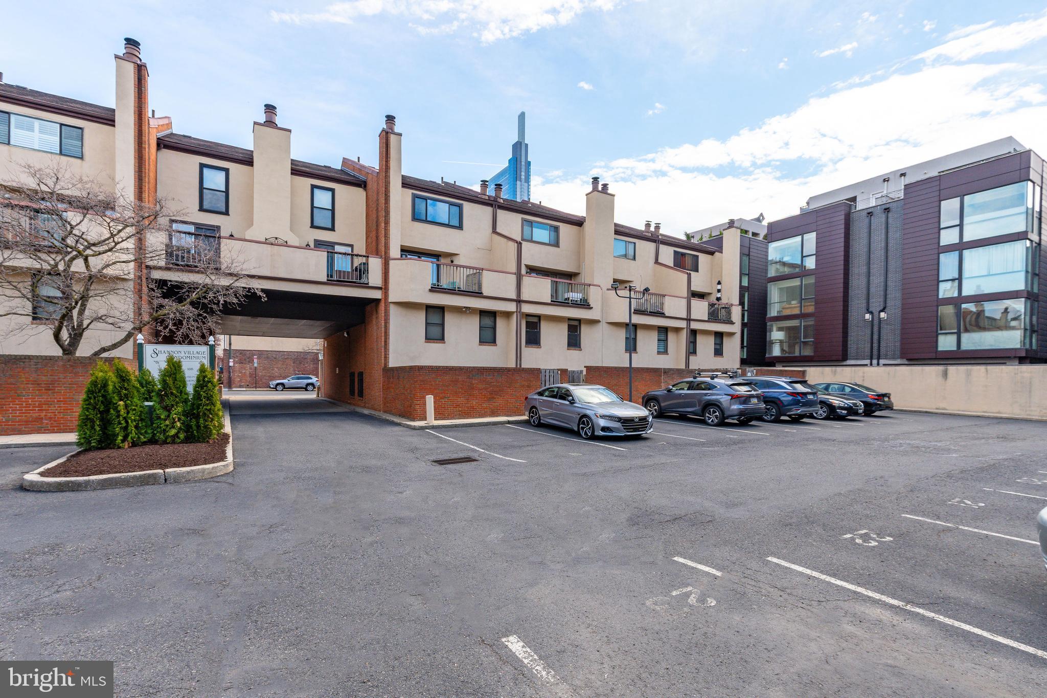 214-30 N 22nd St ##Dr3l