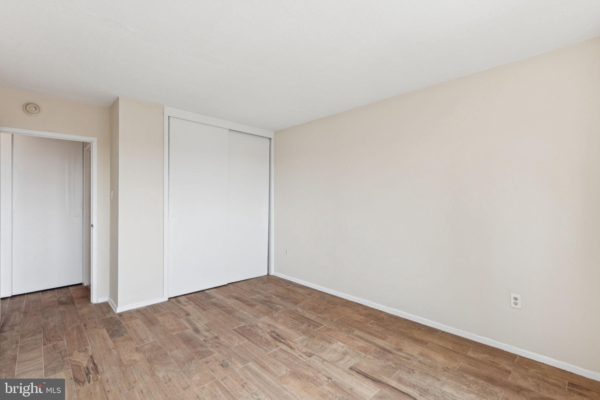 2101-17 Chestnut St #1711