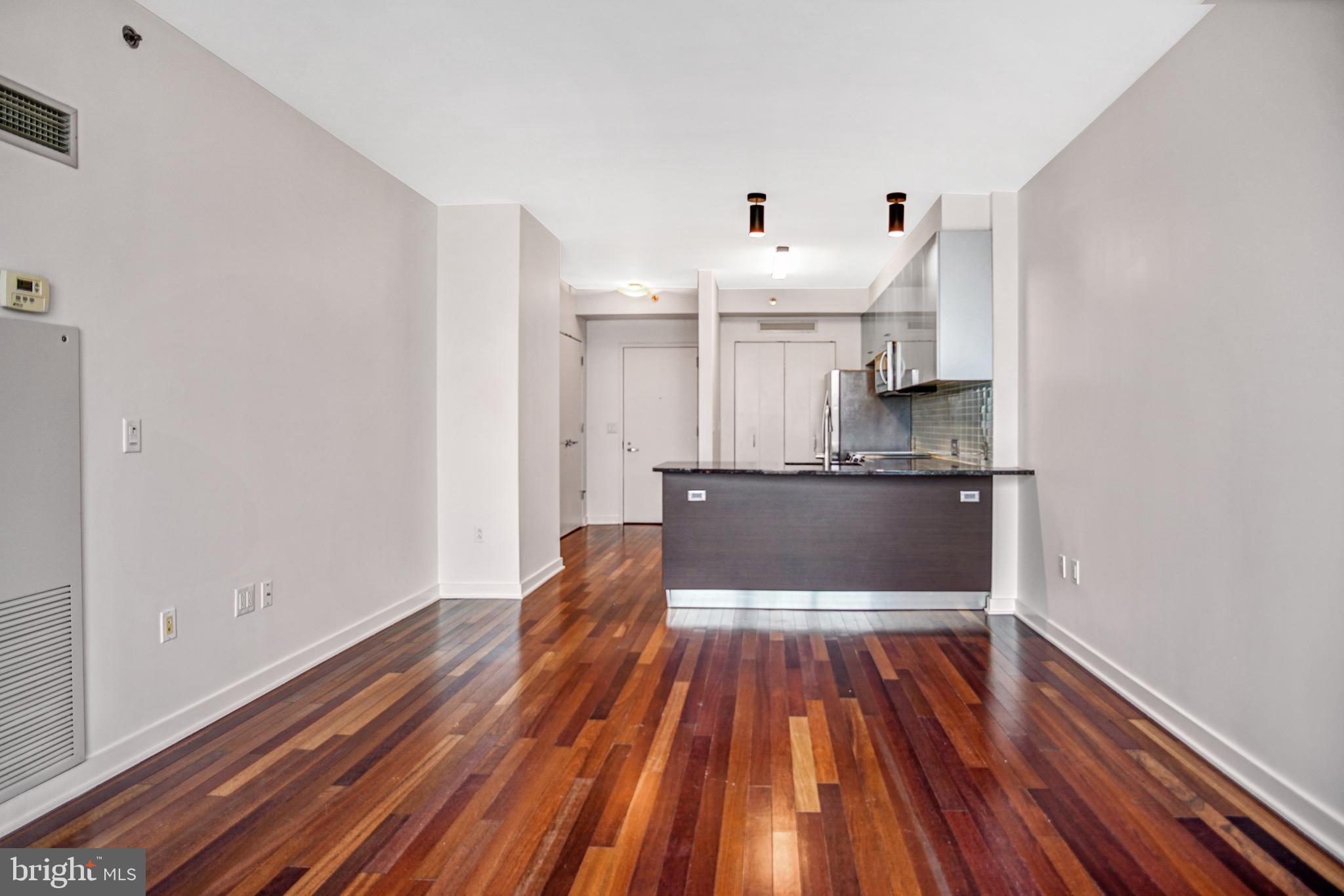 2101 Market St #708