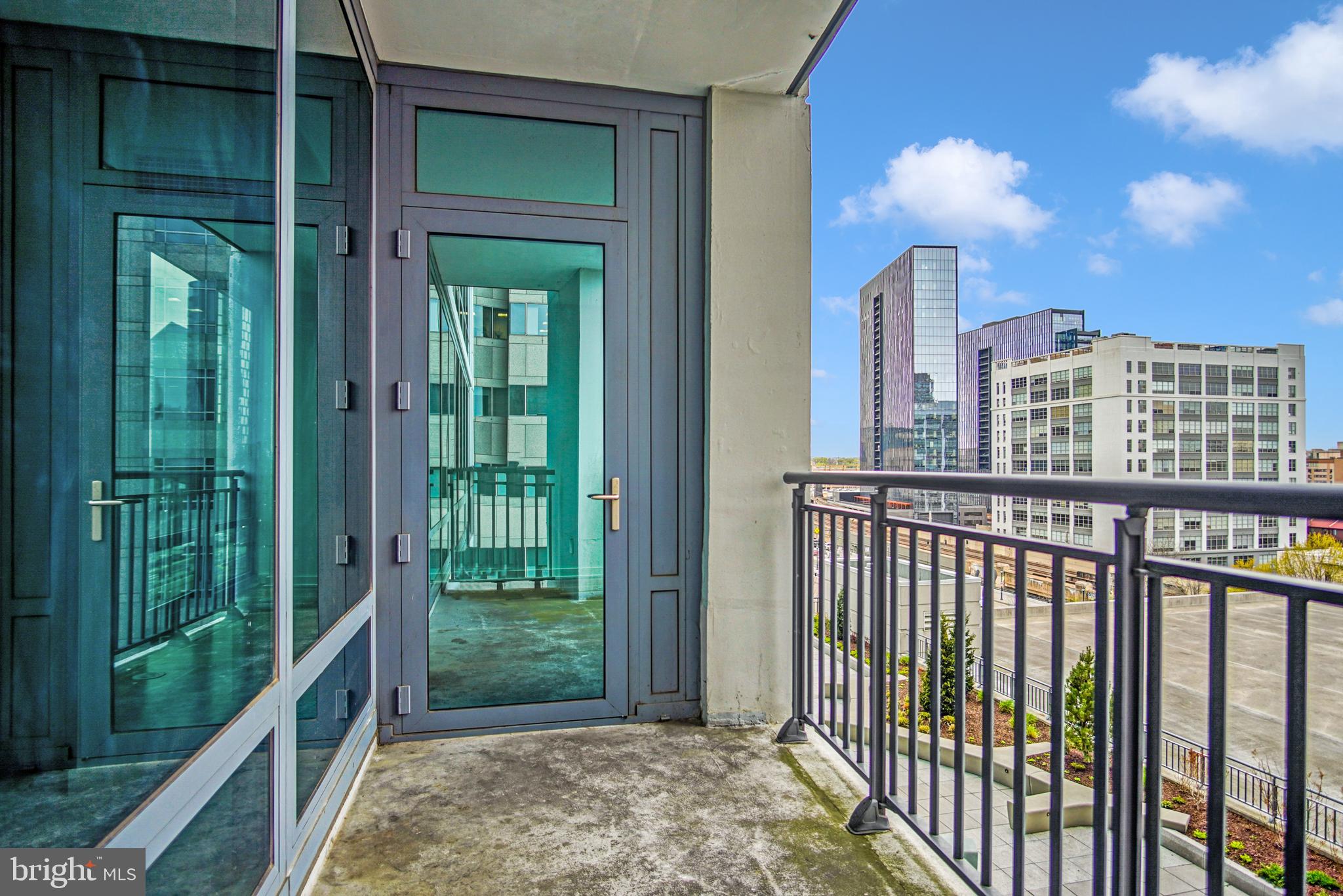 2101 Market St #708