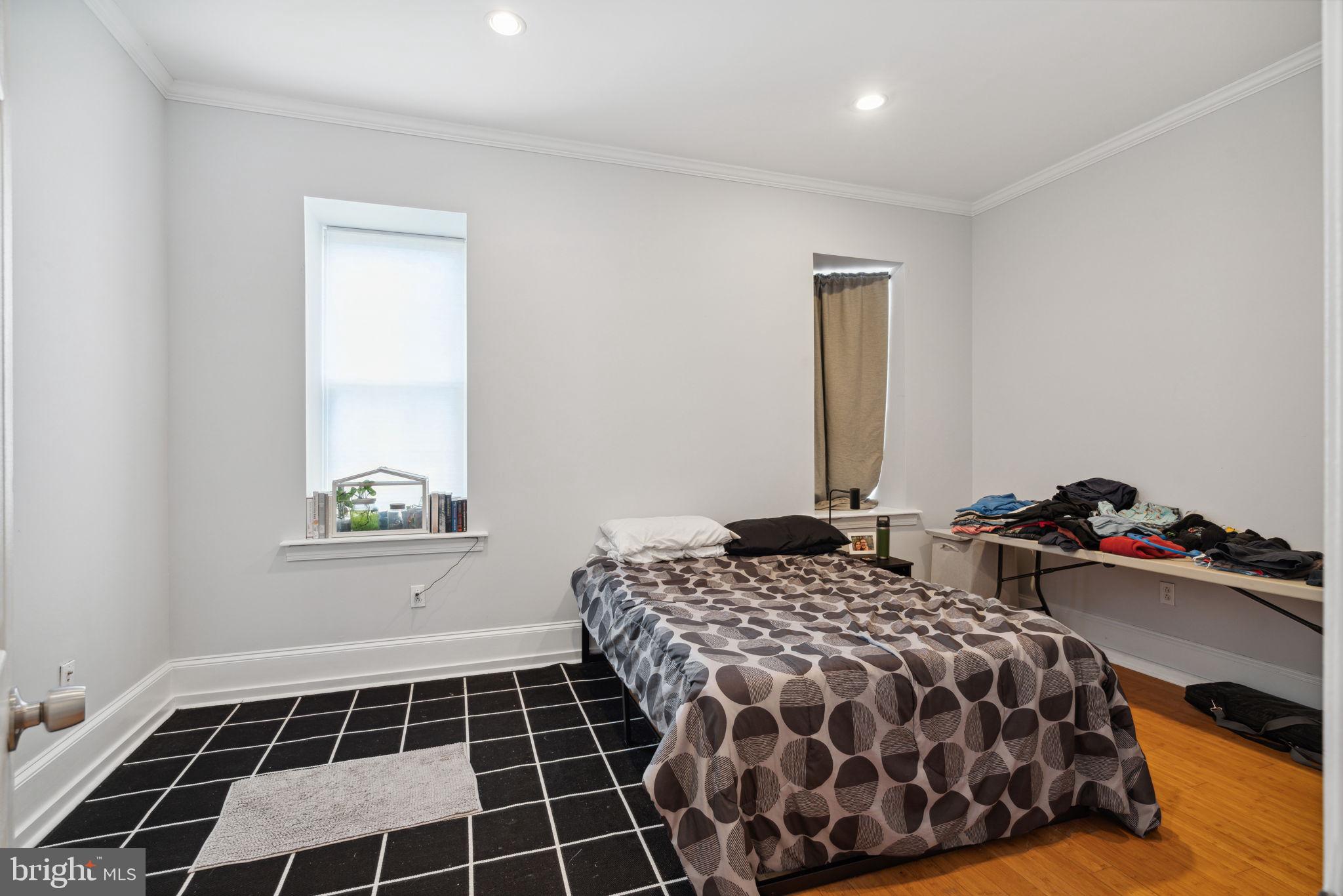 3009 W GIRARD AVE W #2