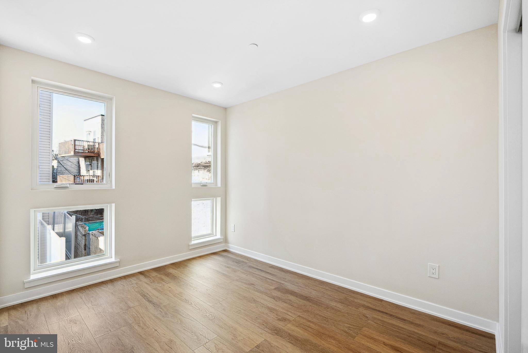 138-40 TASKER ST #3