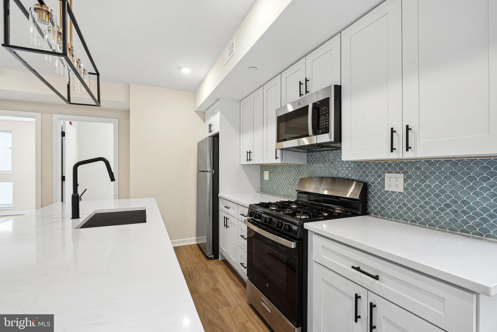 138-40 TASKER ST #3