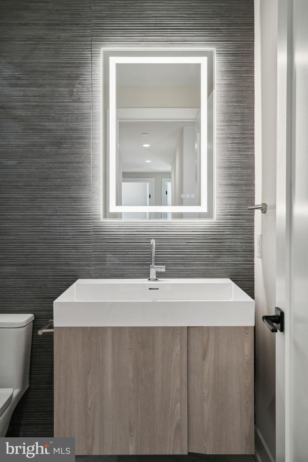 160-64 N 2nd St #601