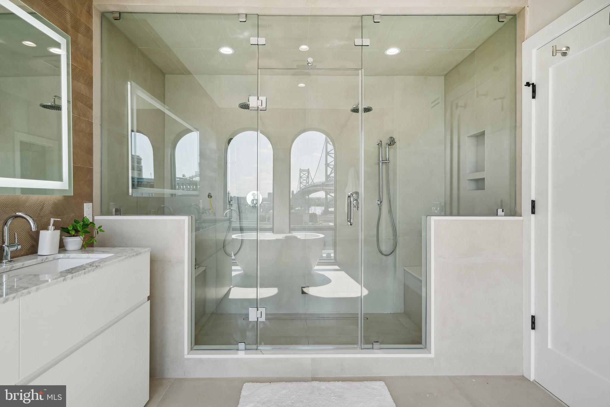 160-64 N 2nd St #601