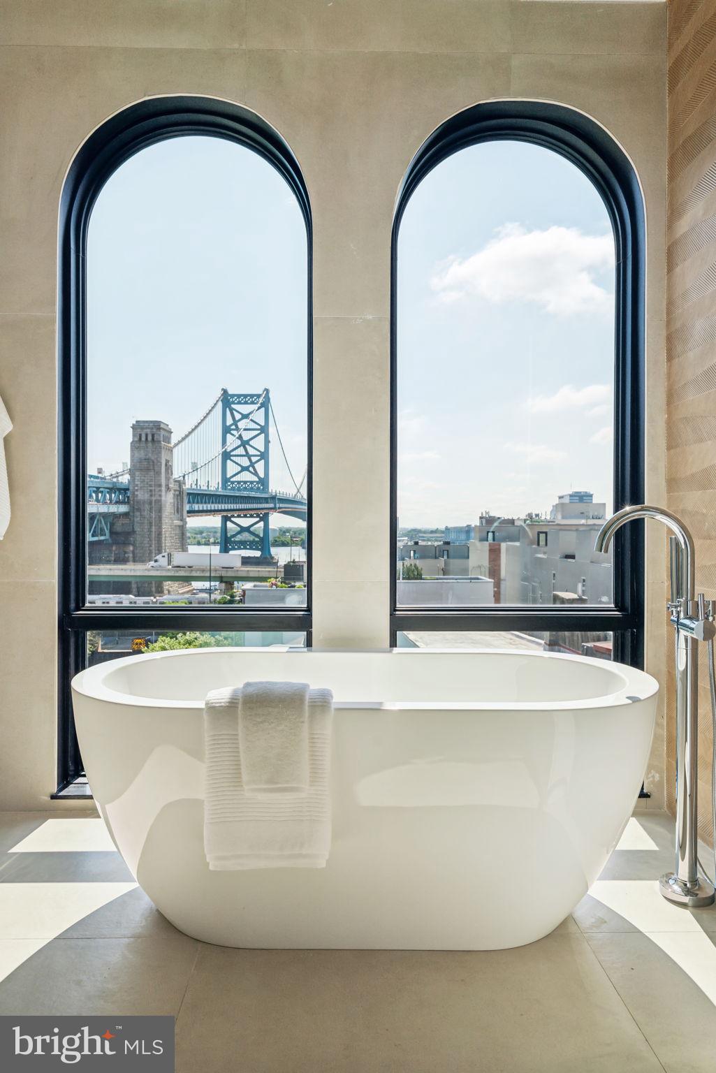 160-64 N 2nd St #601