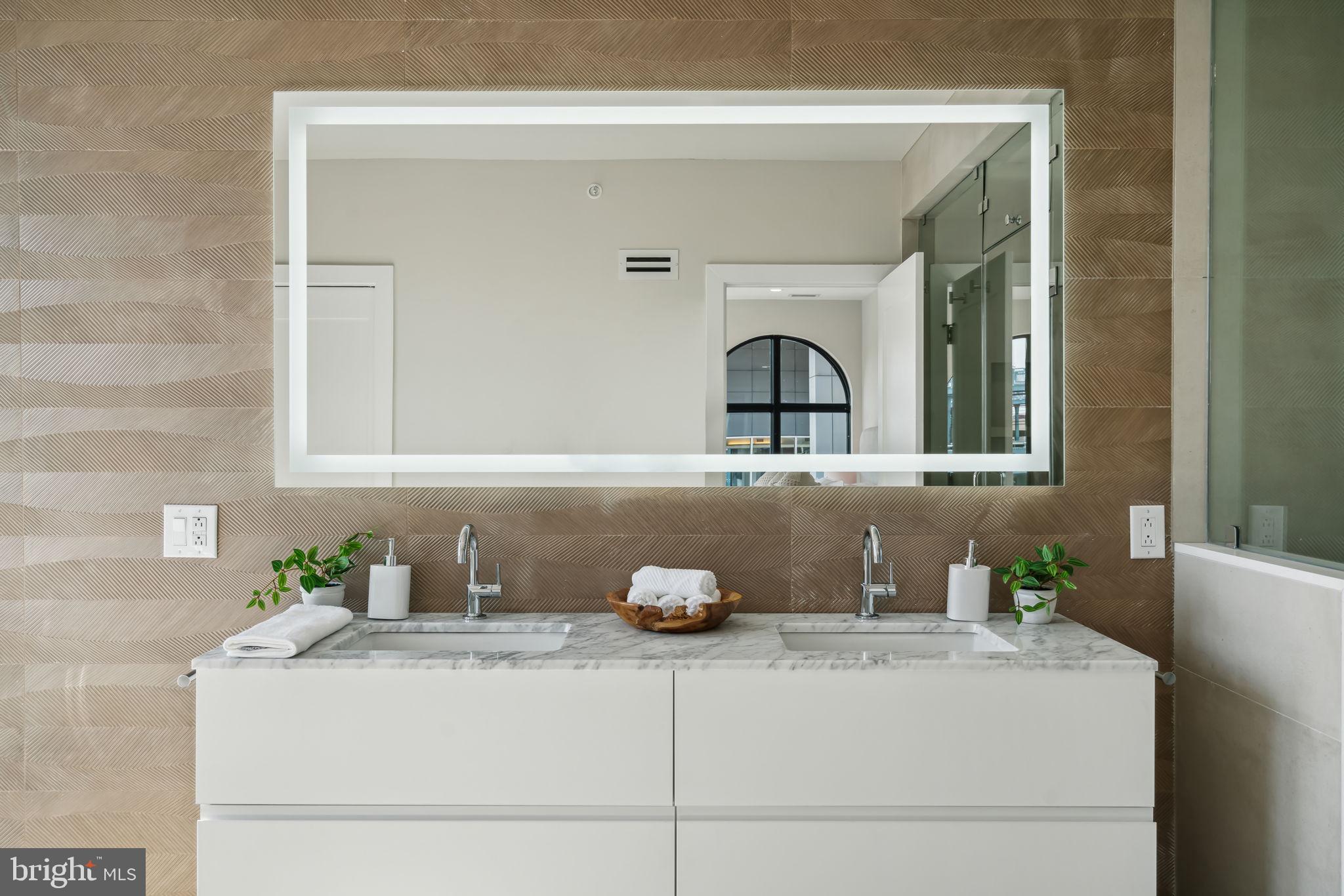 160-64 N 2nd St #601