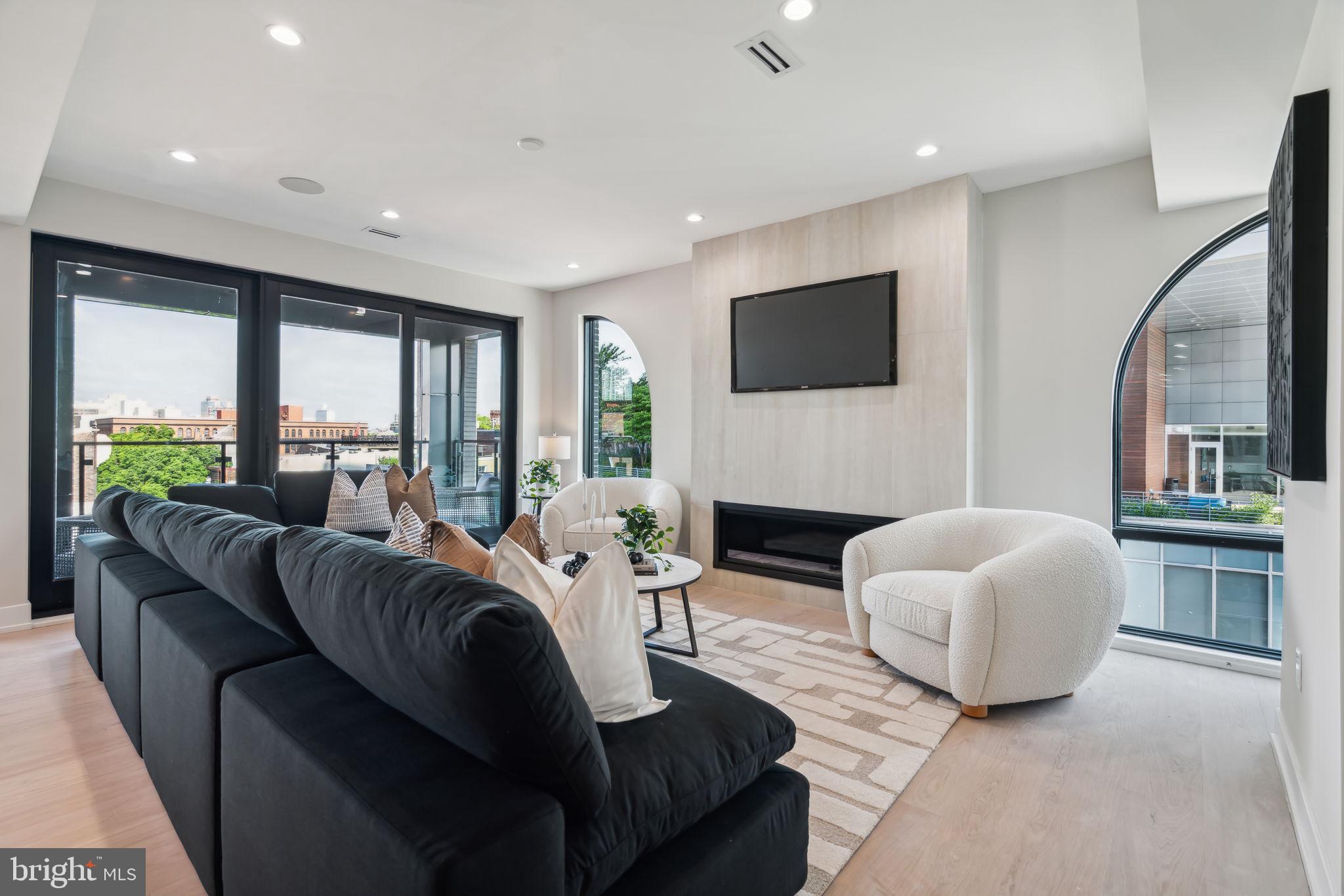 160-64 N 2nd St #601