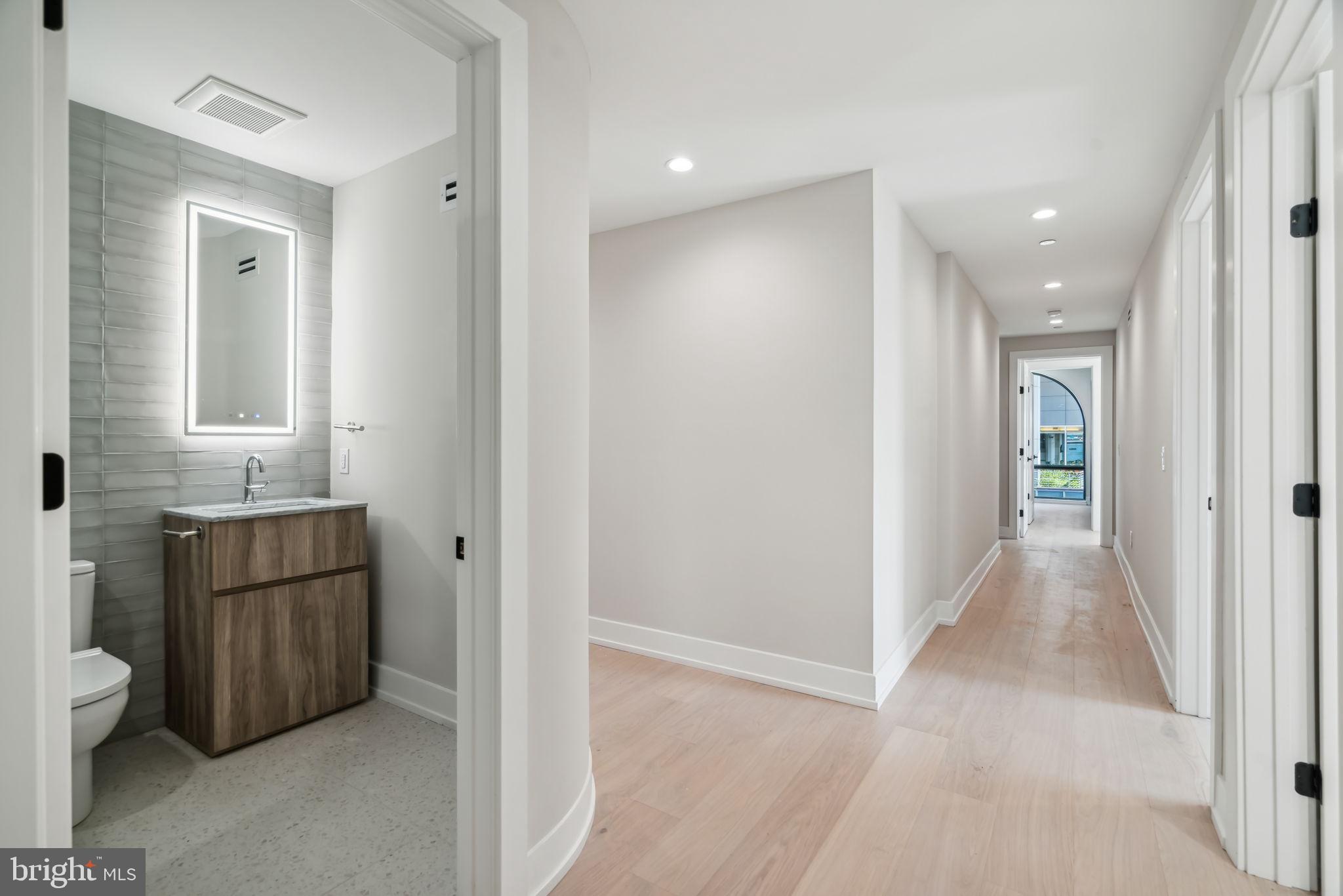 160-64 N 2nd St #601