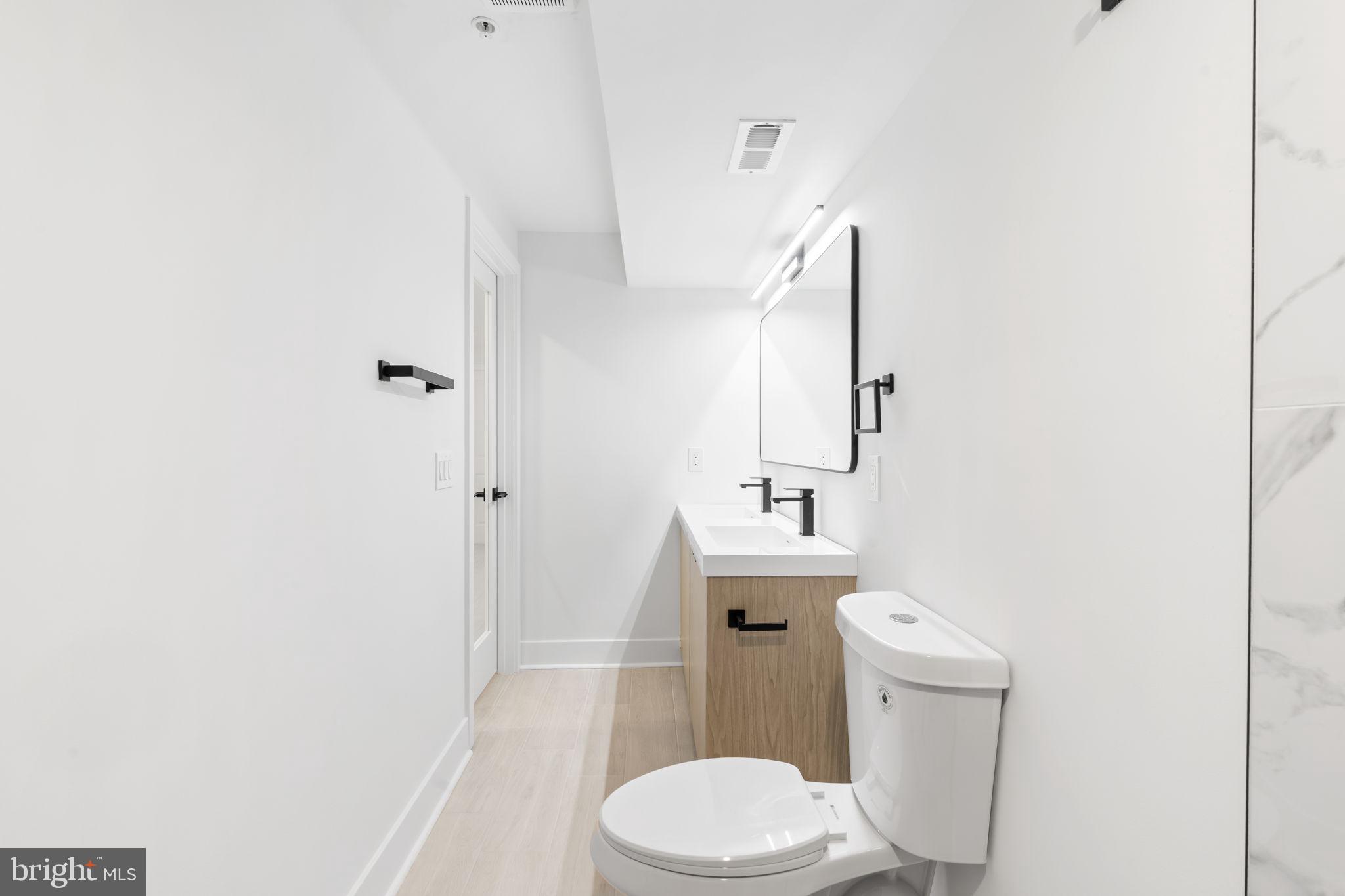 2631 Cecil B Moore Ave