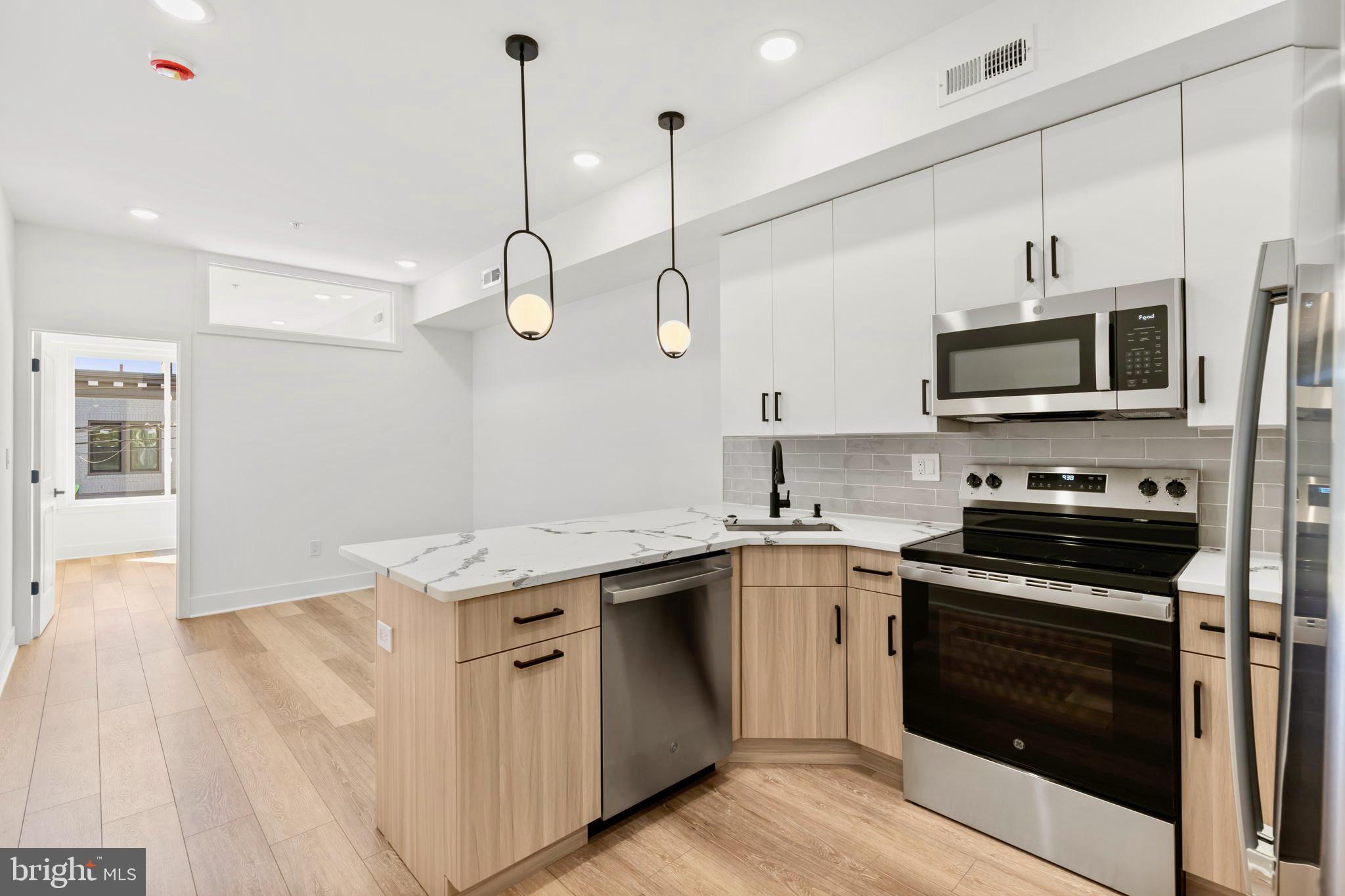 2631 Cecil B Moore Ave