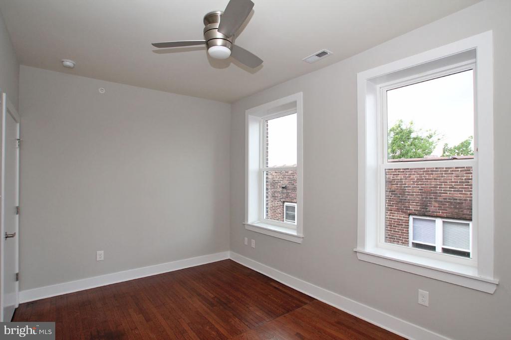 400 S 45TH ST #3D