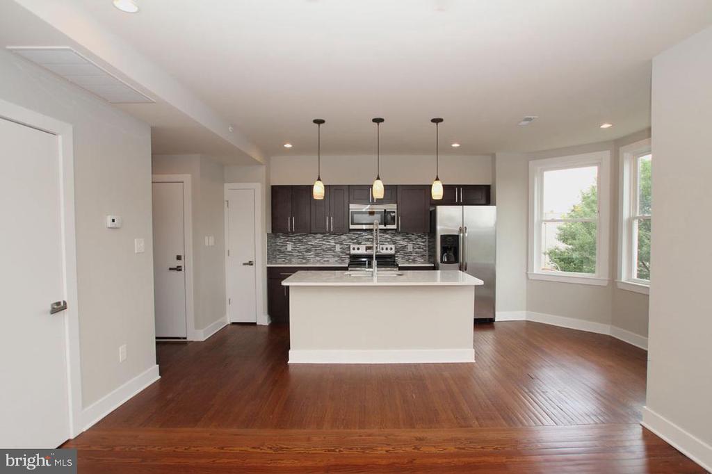 400 S 45TH ST #3D