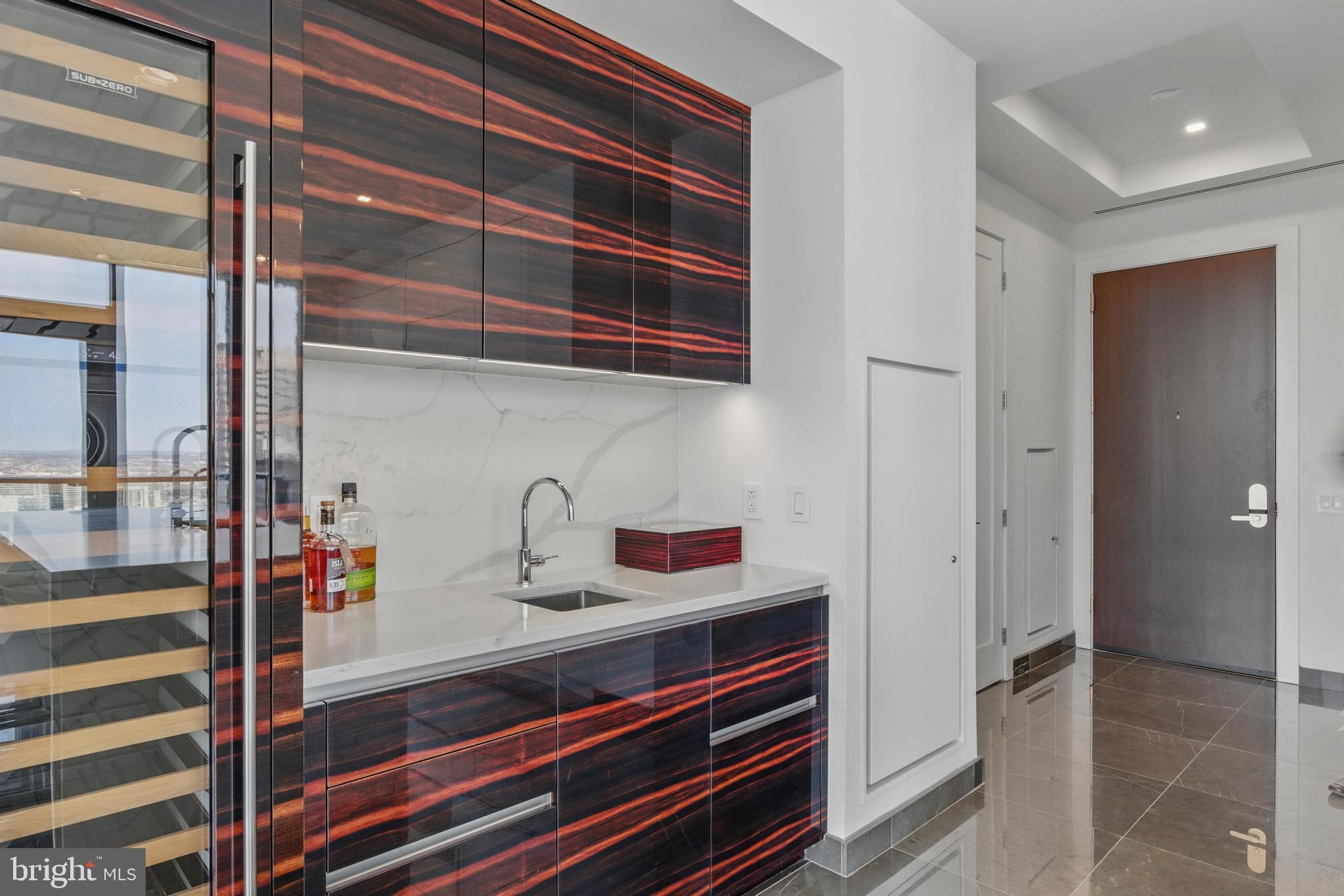 1911 Walnut St. #3304