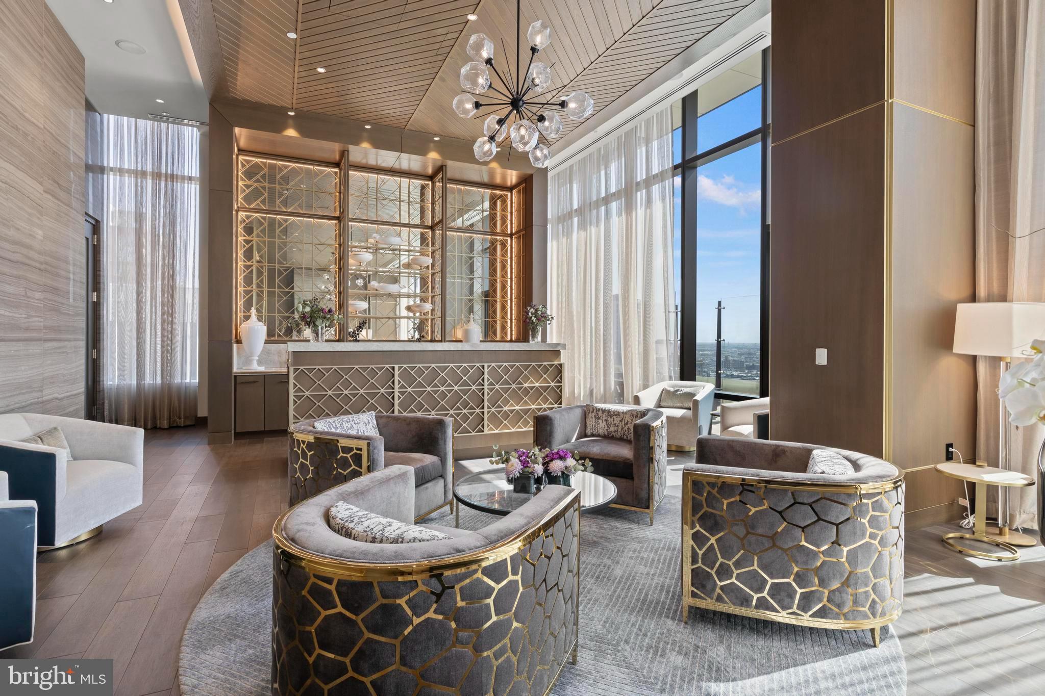 1911 Walnut St. #3304