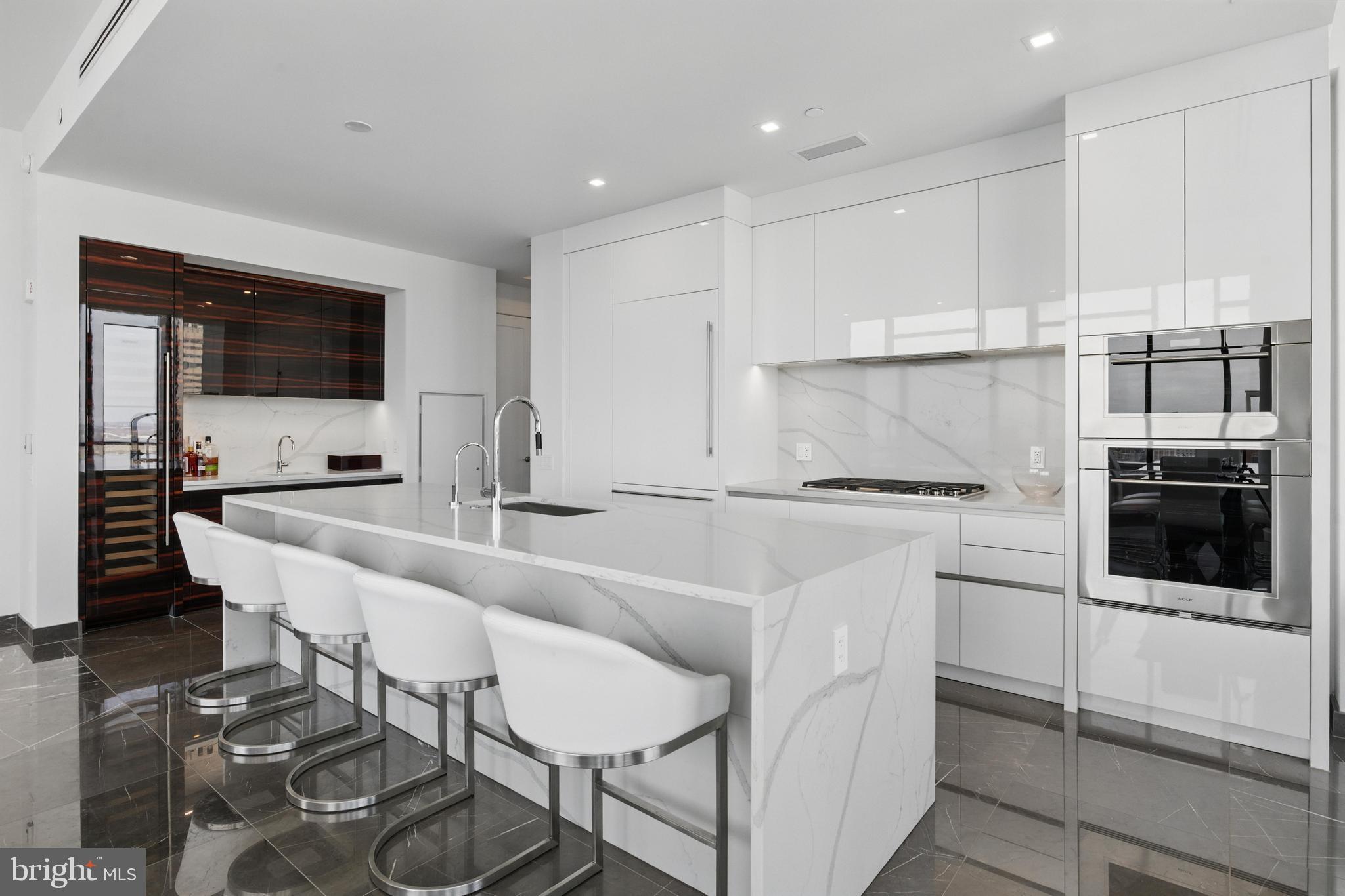 1911 Walnut St. #3304