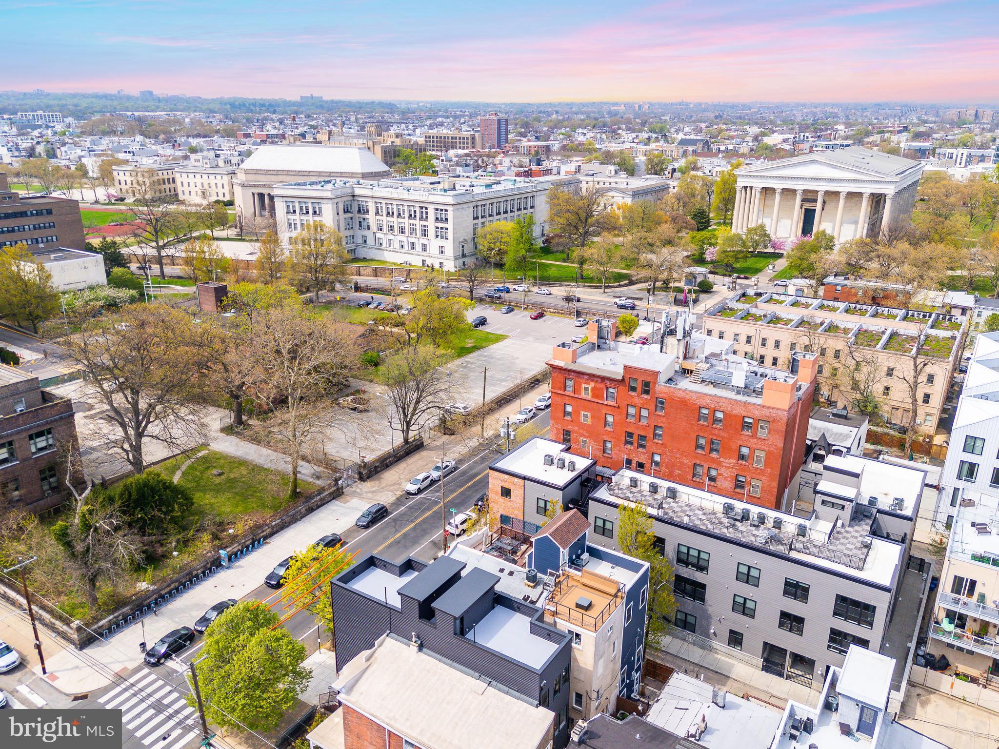 903 Corinthian Ave #C