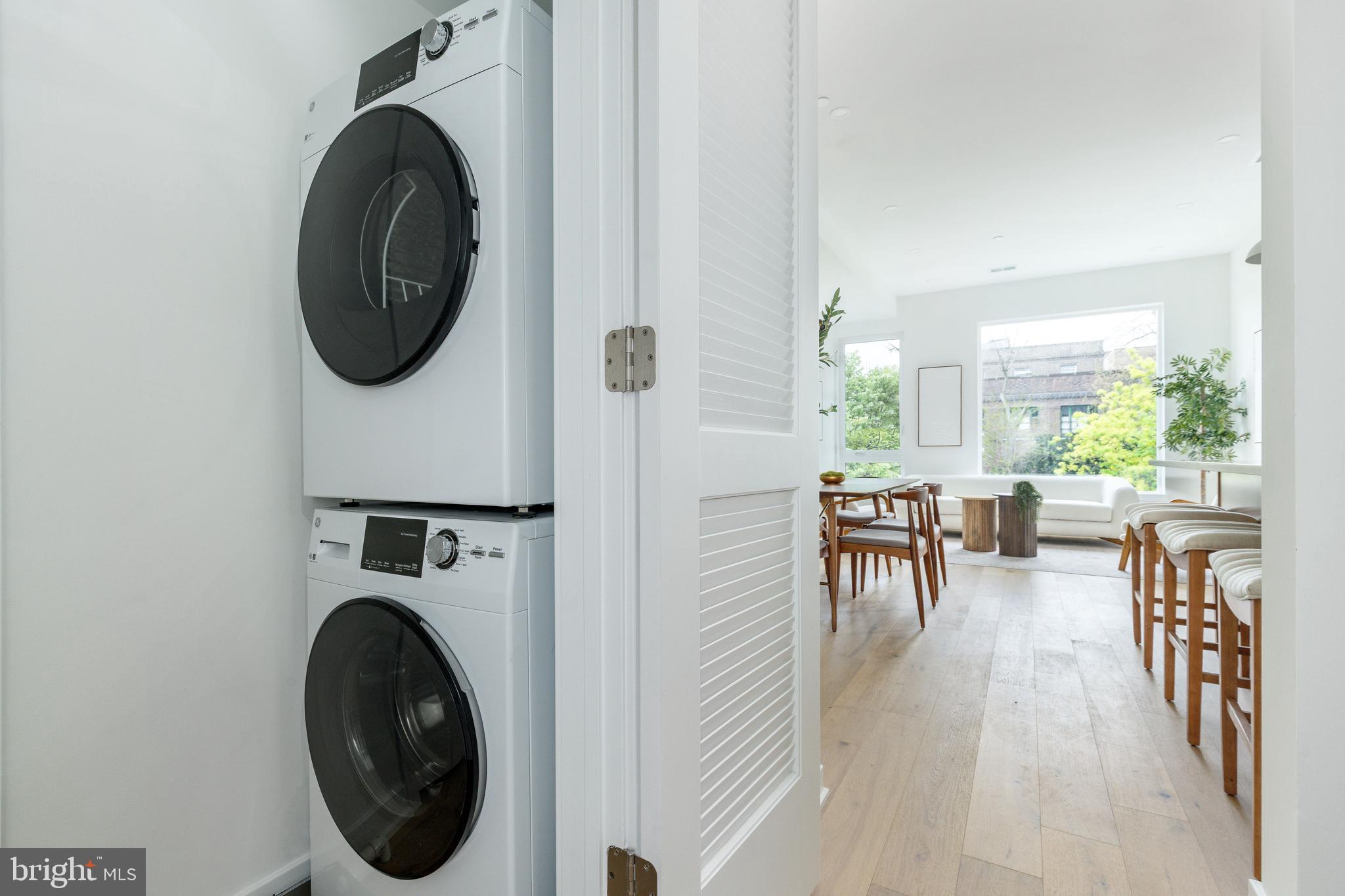 903 Corinthian Ave #C