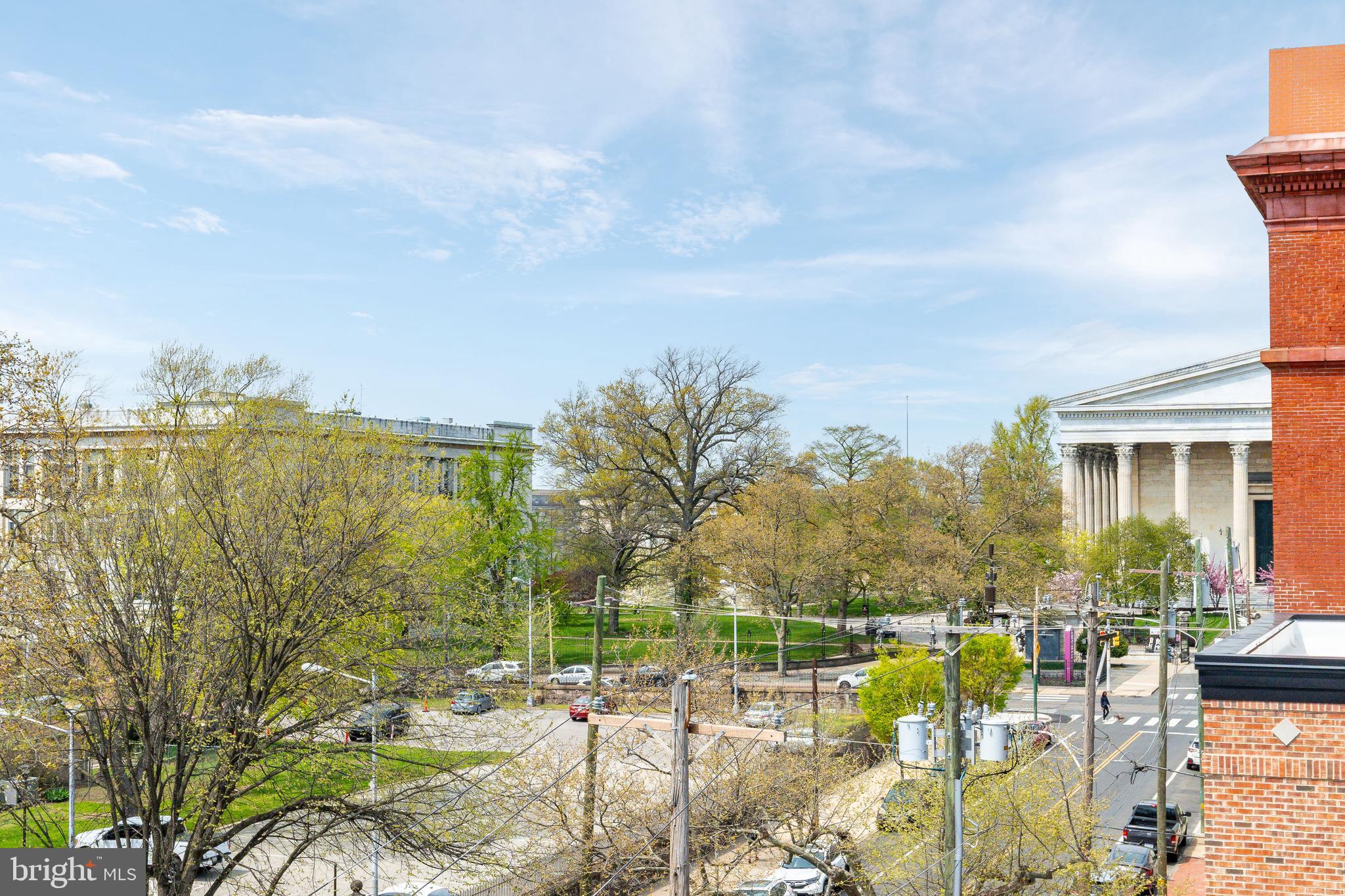 903 Corinthian Ave #C